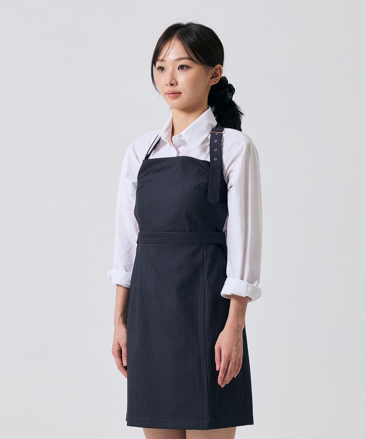 아리킴(ARIKIM) ODE BUCKLE MINI DRESS / CHARCOAL
