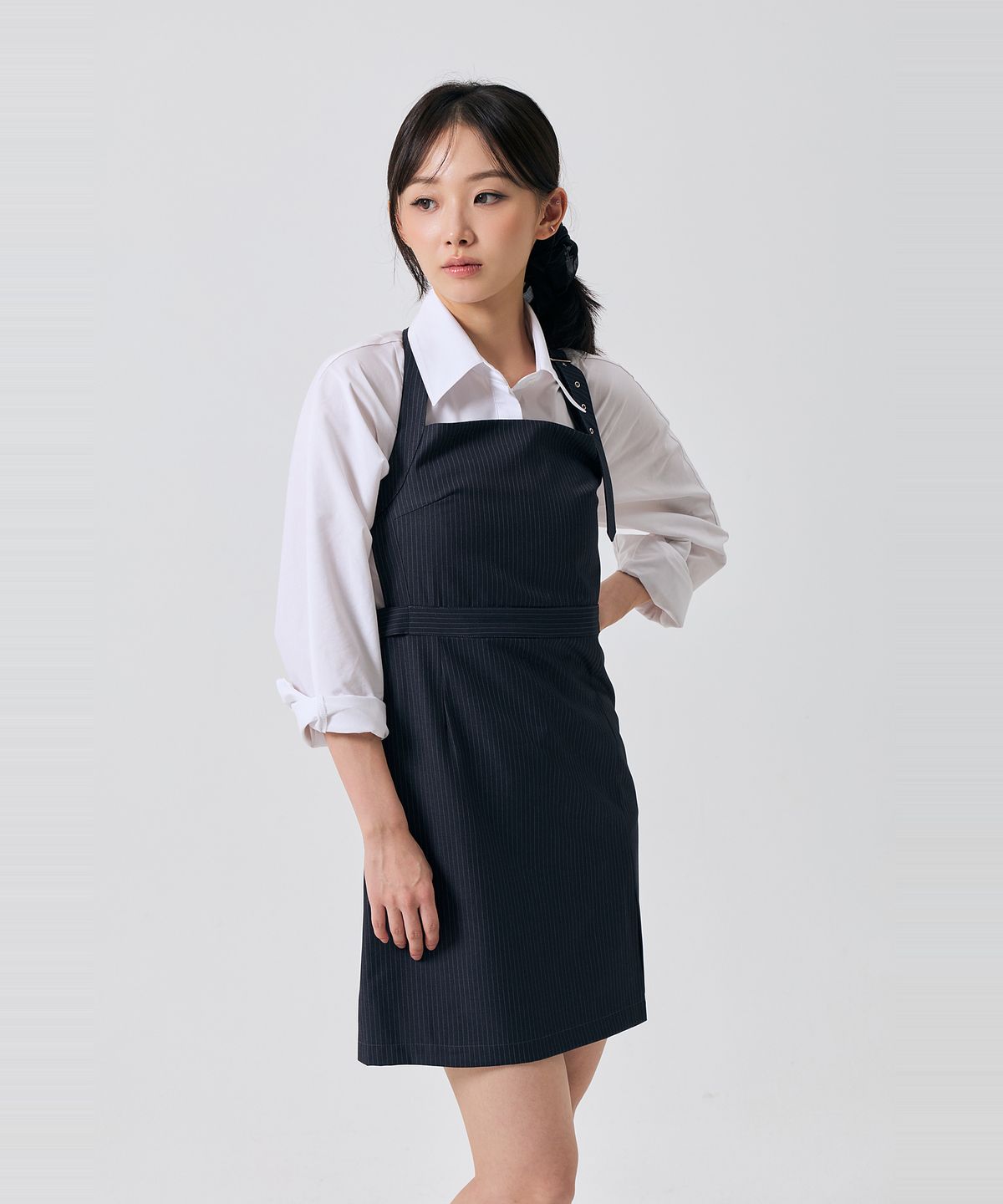 아리킴(ARIKIM) ODE BUCKLE MINI DRESS / CHARCOAL