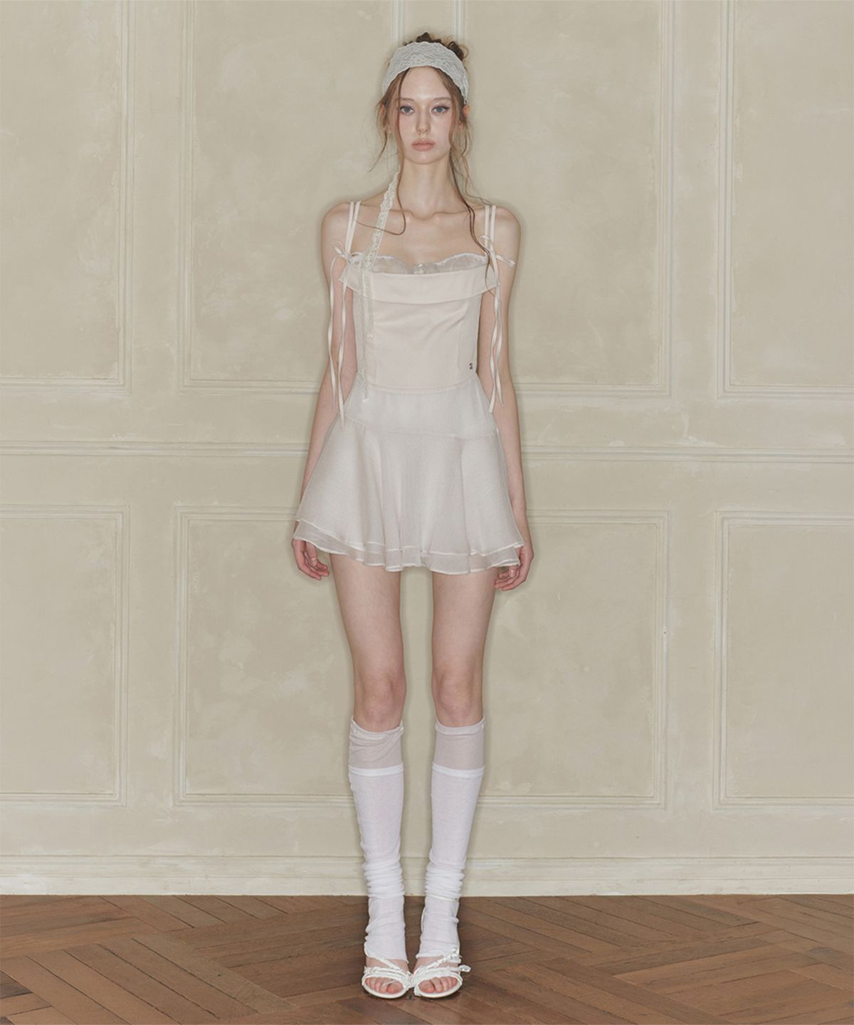 페인오어플레져(PAINORPLEASURE) HEART RIBBON DRESS cream