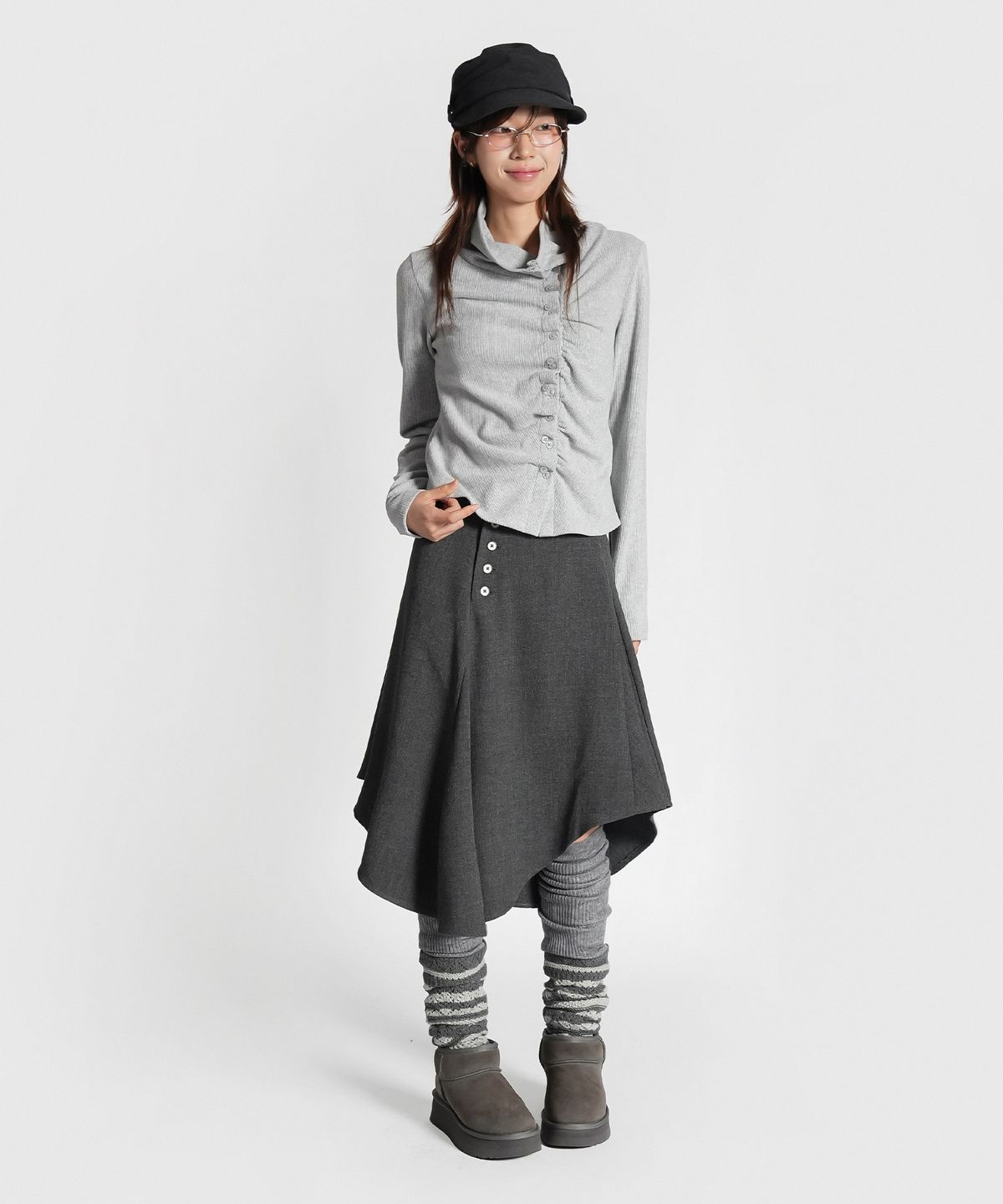 지도트(JIDOT) ASYMMETRIC BUTTON FLARE SKIRT GRAY