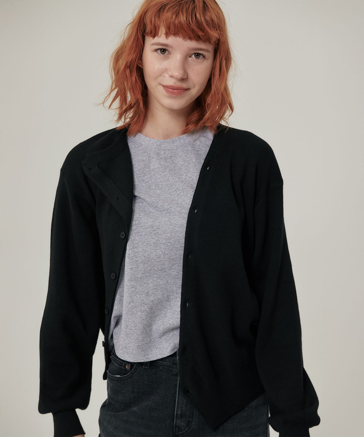 플랫웨이브 인 서울(FLATWAVE IN SEOUL) Floa Unbalanced Cardigan Black