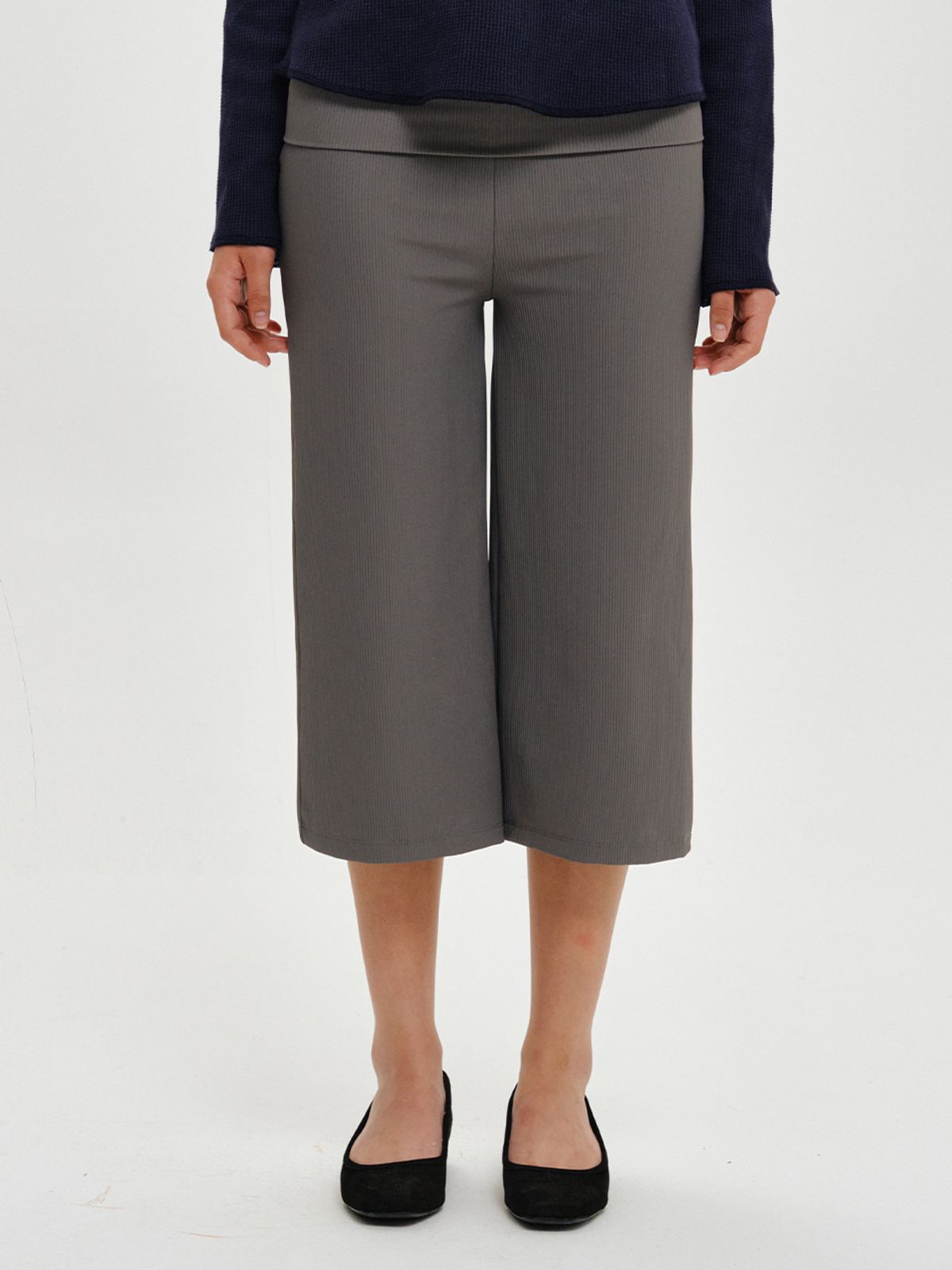플리즈프로젝트(PLZPROJECT) HAILEY CAPRI PANTS, CHARCOAL