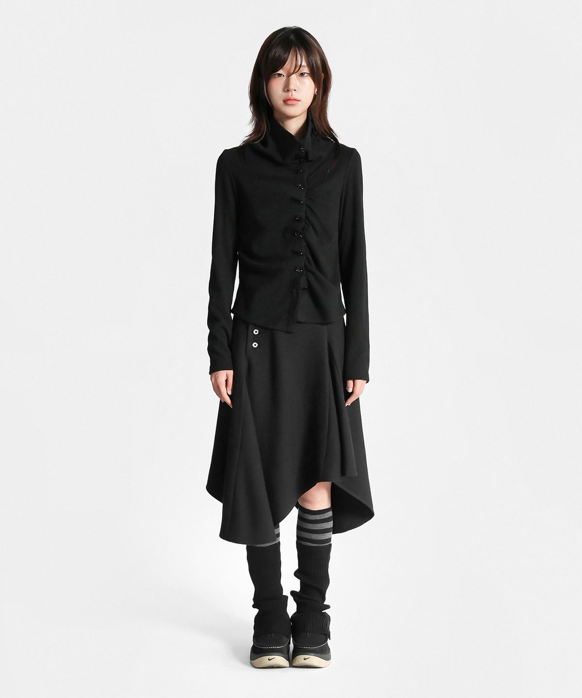 지도트(JIDOT) 2-WAY SHIRRED HIGH NECK CARDIGAN BLACK