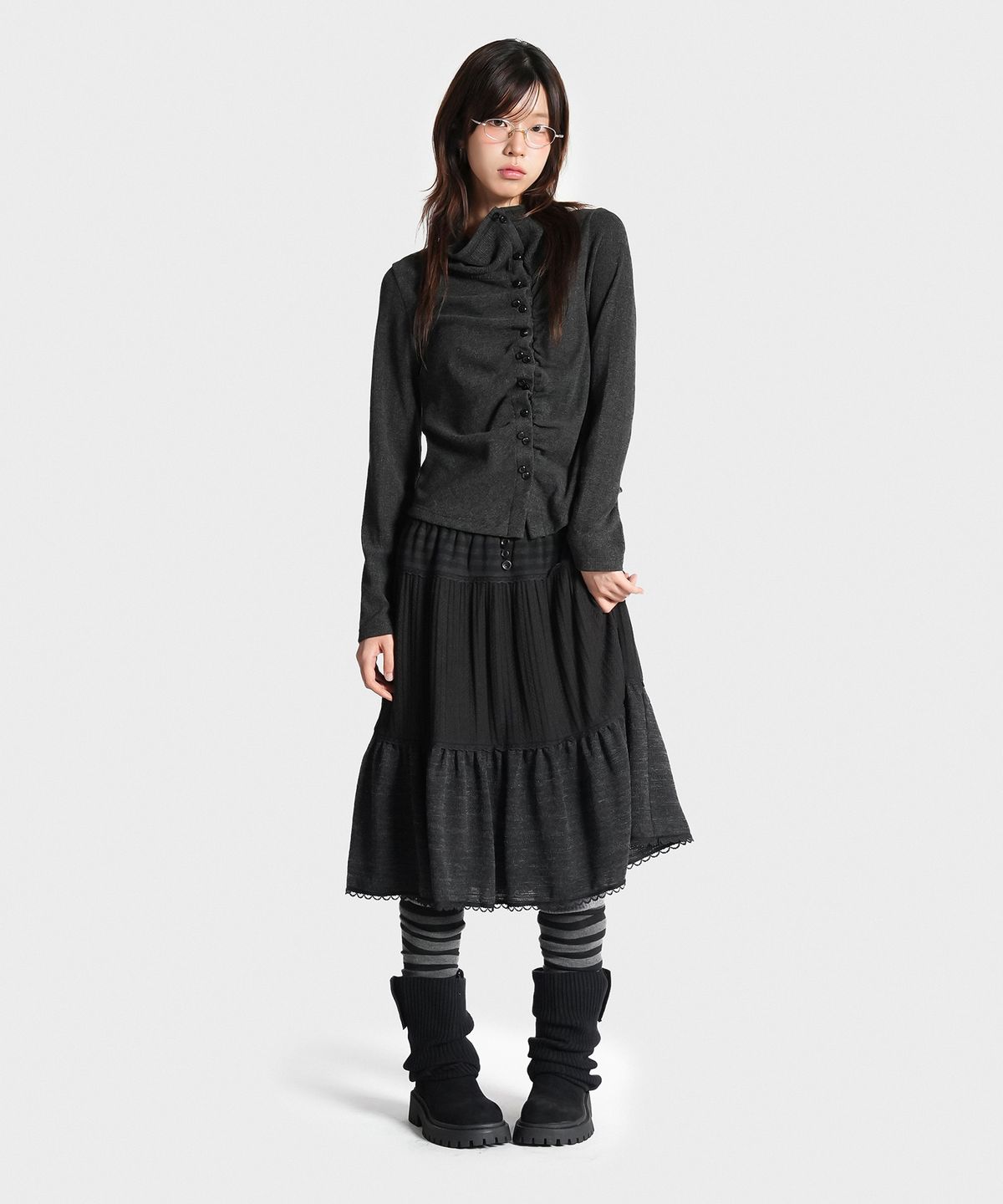 지도트(JIDOT) 2-WAY SHIRRED HIGH NECK CARDIGAN CHARCOAL