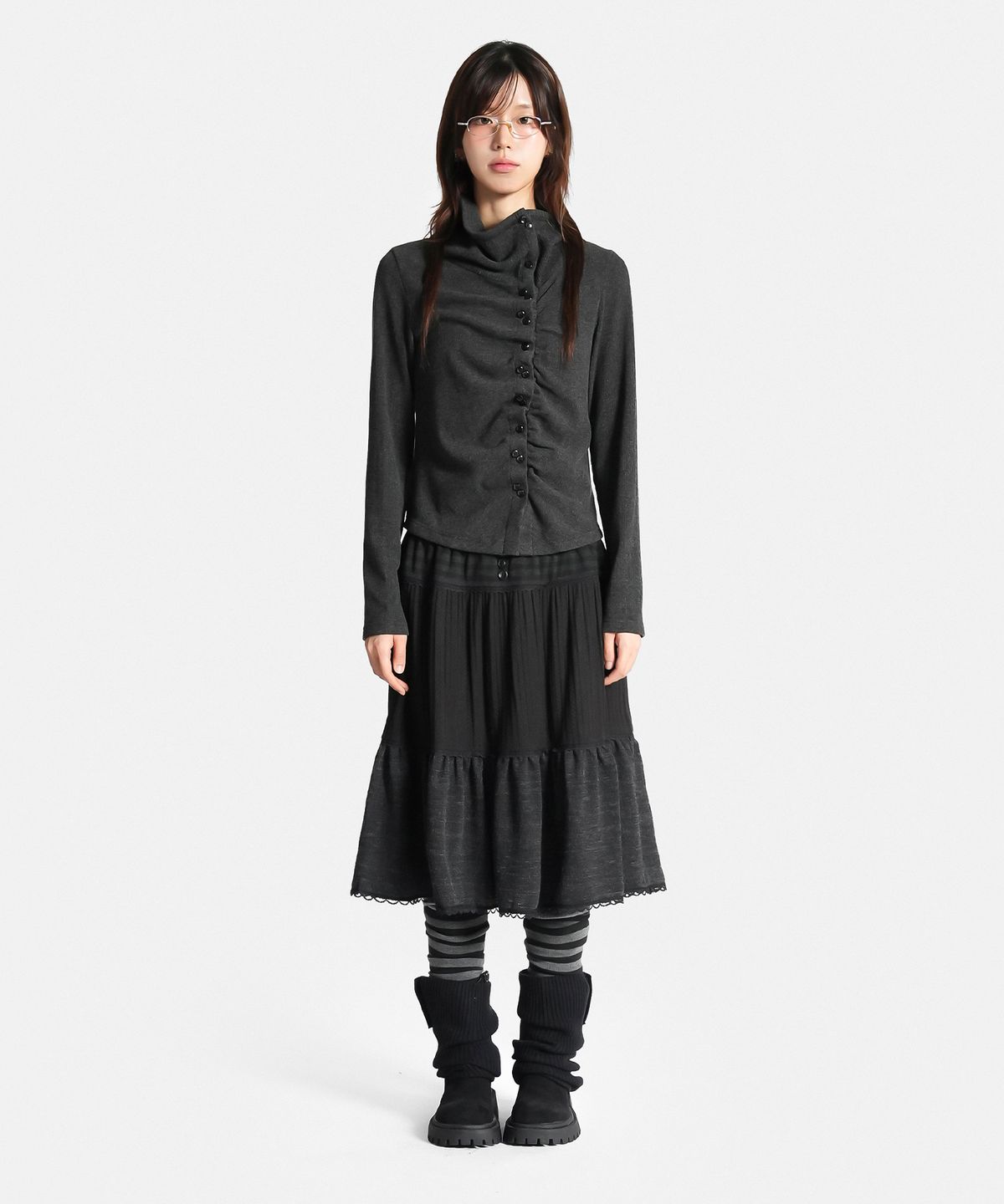 지도트(JIDOT) 2-WAY SHIRRED HIGH NECK CARDIGAN CHARCOAL