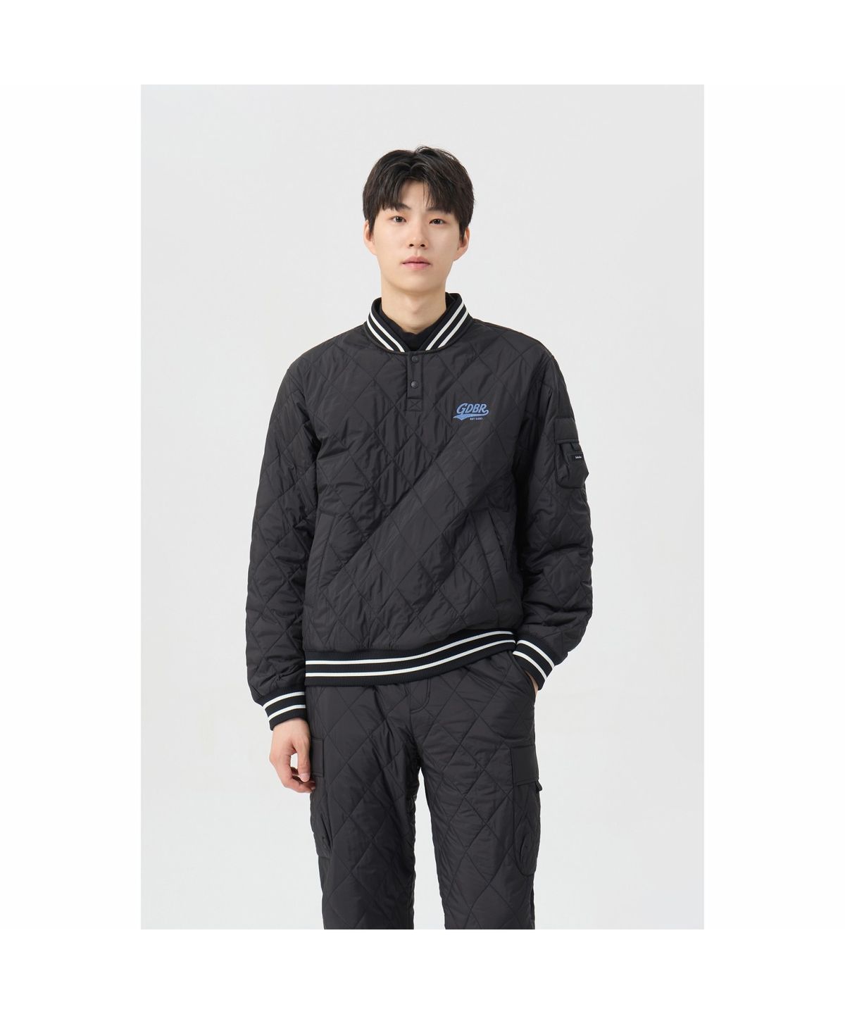 골든베어(GOLDEN BEAR) (남성) Quilted Ribbed Neck Pullover G4TAW26203BKX