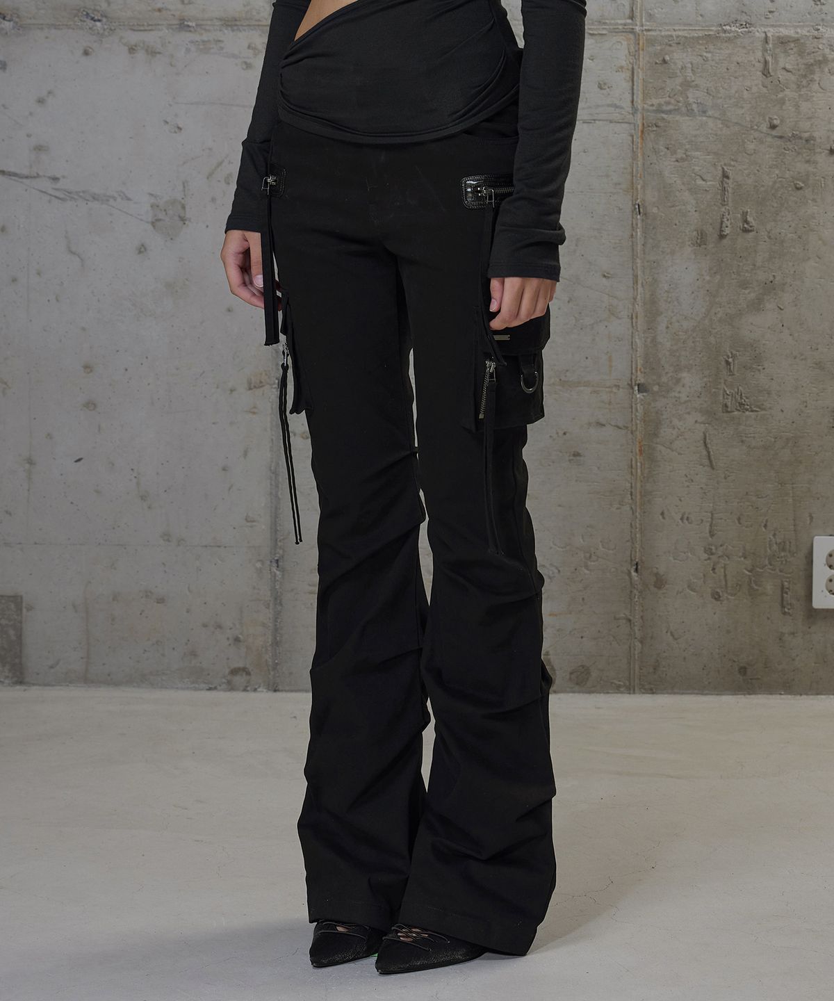 락케이크(ROCKCAKE) Leather Patch Pants - Black
