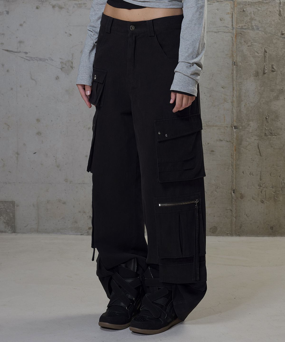 락케이크(ROCKCAKE) Multi Cargo Wide Pants - Black