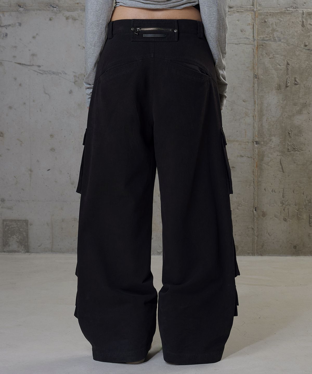 락케이크(ROCKCAKE) Multi Cargo Wide Pants - Black