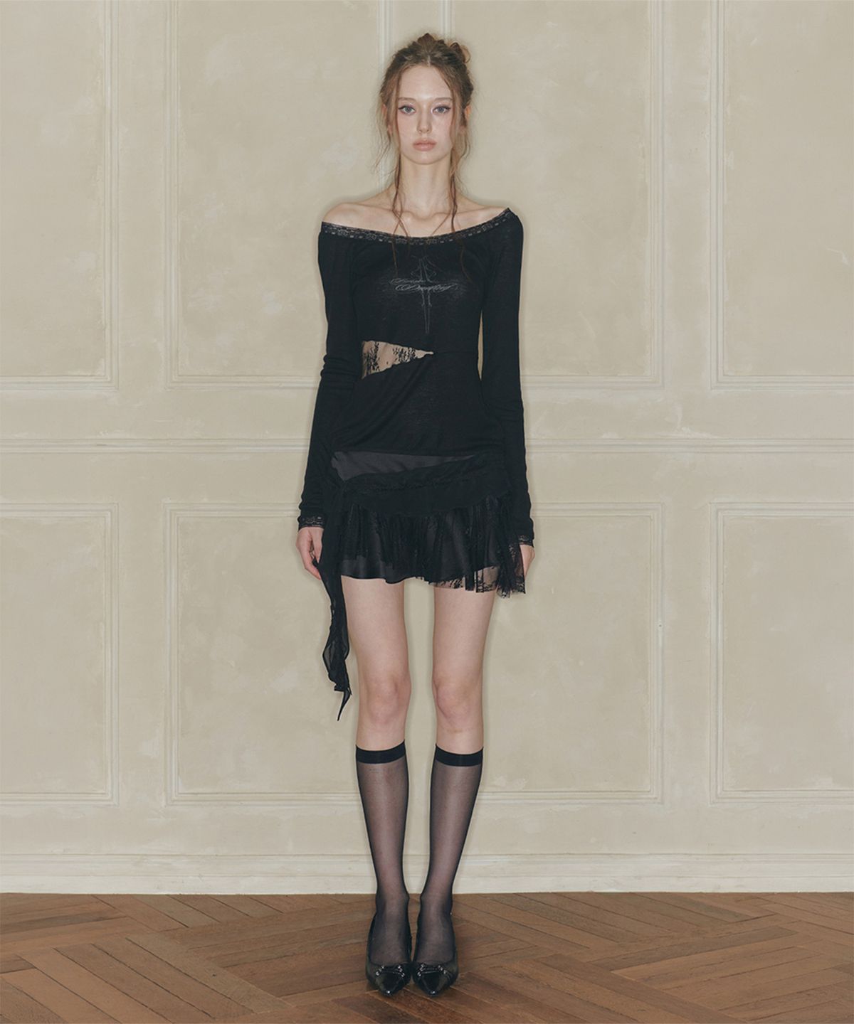 페인오어플레져(PAINORPLEASURE) SWAN SKIRT black