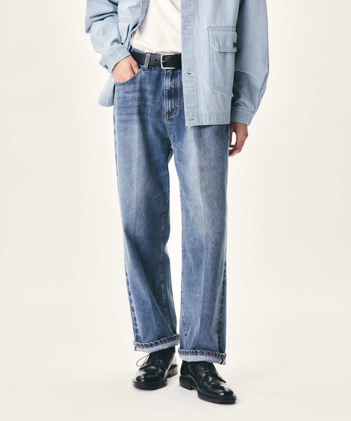 에스피오나지(ESPIONAGE) Selvedge Center Press Denim Pants Faded Indigo