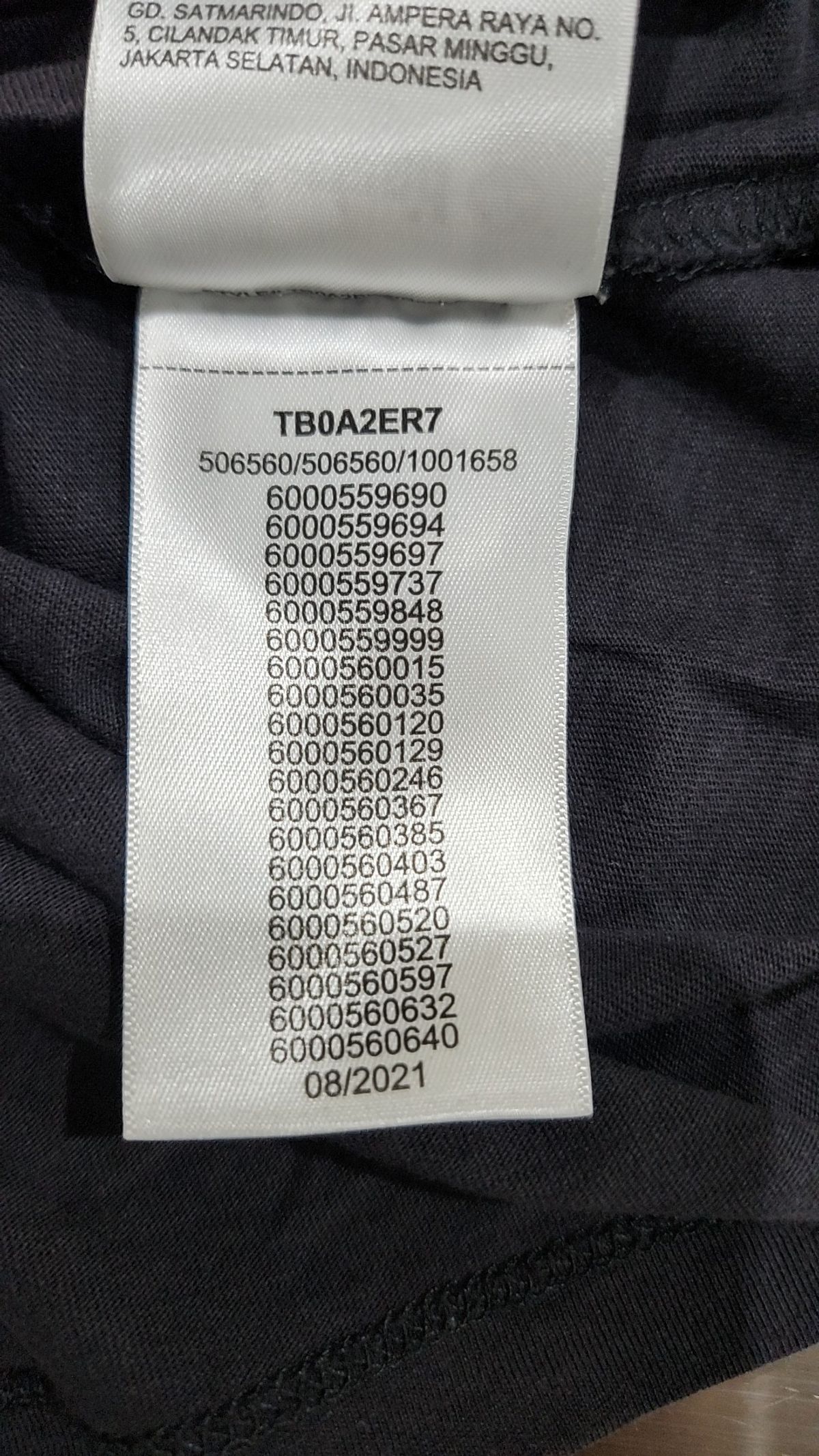 팀버랜드(TIMBERLAND) 남성 스몰로고 플레인 반팔티 블랙_TB0A2ER70011 XL