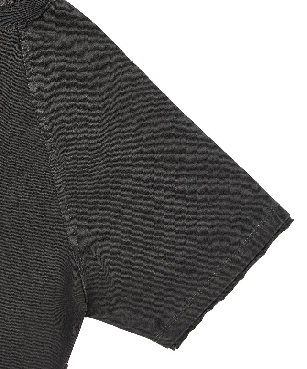 마사트(MASAT) Asymmetric Cut Off Short Sleeve _ Dark Gray