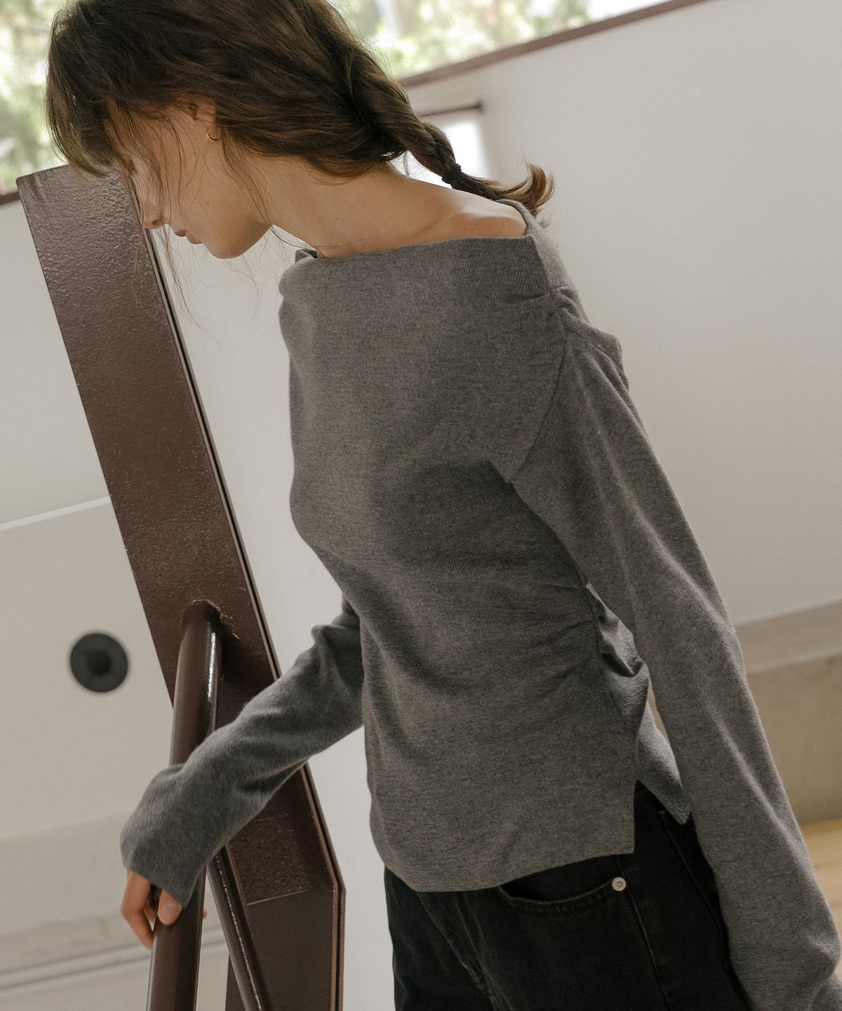틸아이다이(TILL I DIE) Cowl draped knit top [TIFA06SW09]_Charcoal