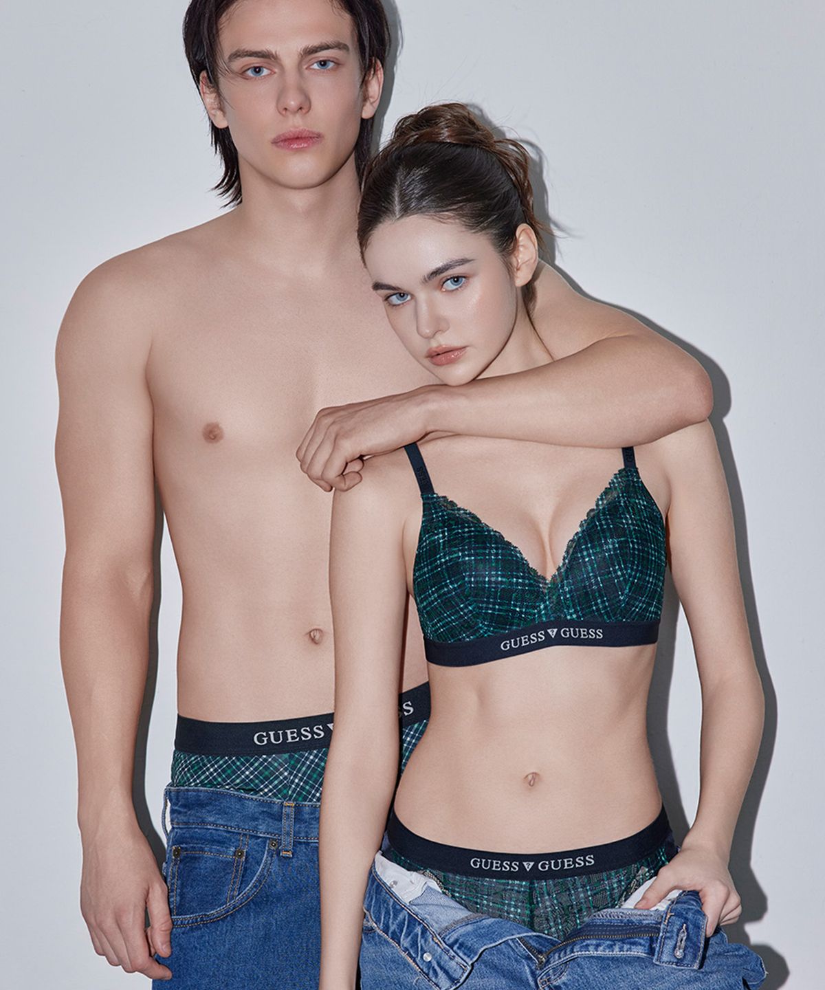 게스언더웨어(GUESS UNDERWEAR) 모던 타탄체크 레이스 브라렛 팬티 세트
