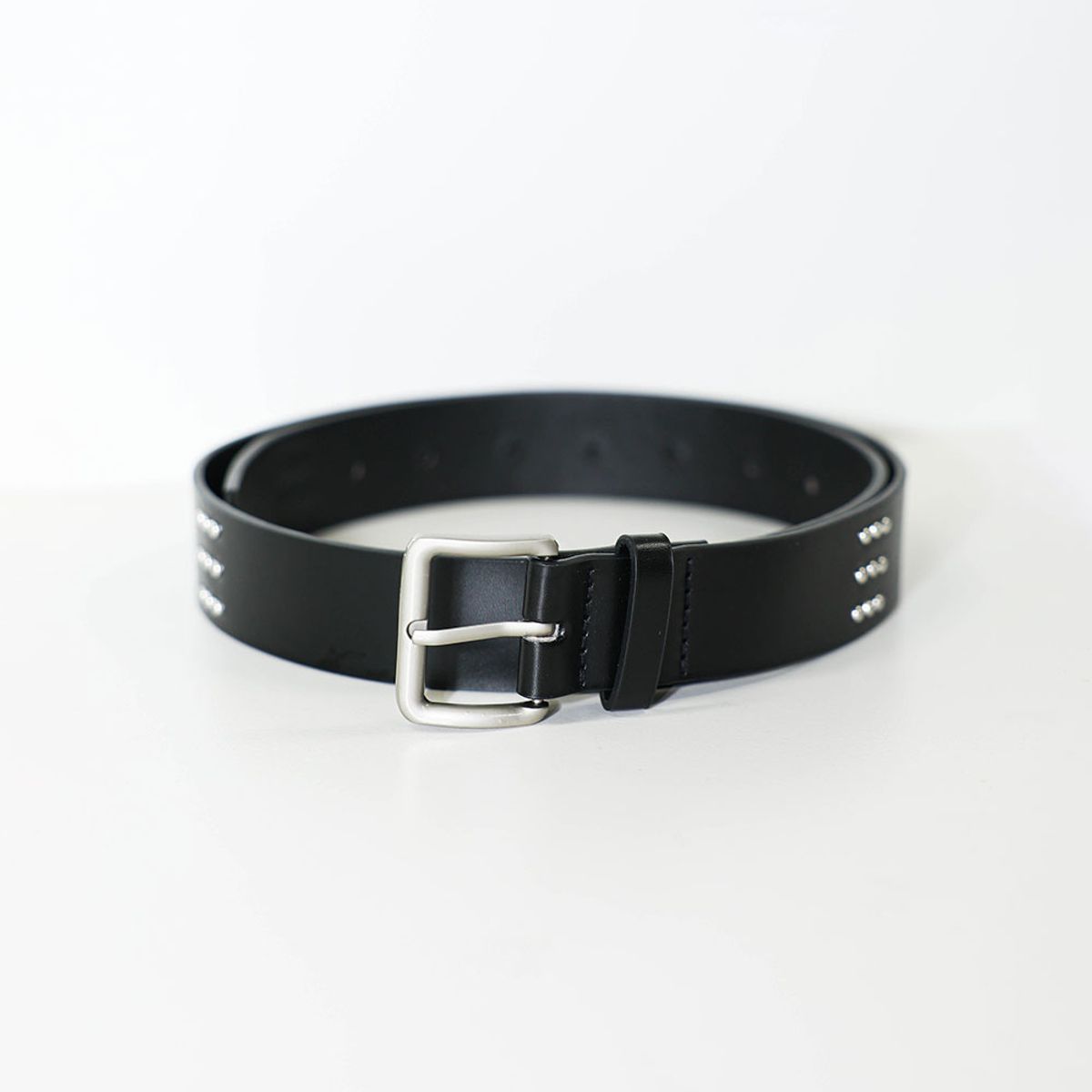 웬스데이딜라잇(WEDNESDAY DELIGHT) WD_Studded buckle belt