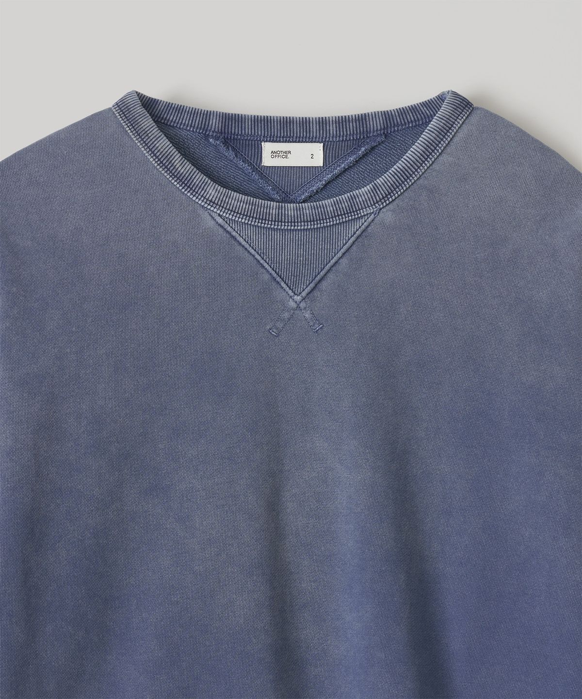 어나더 오피스(ANOTHER OFFICE) Sulfar Dyed 50s SweatShirt (Faded Navy)