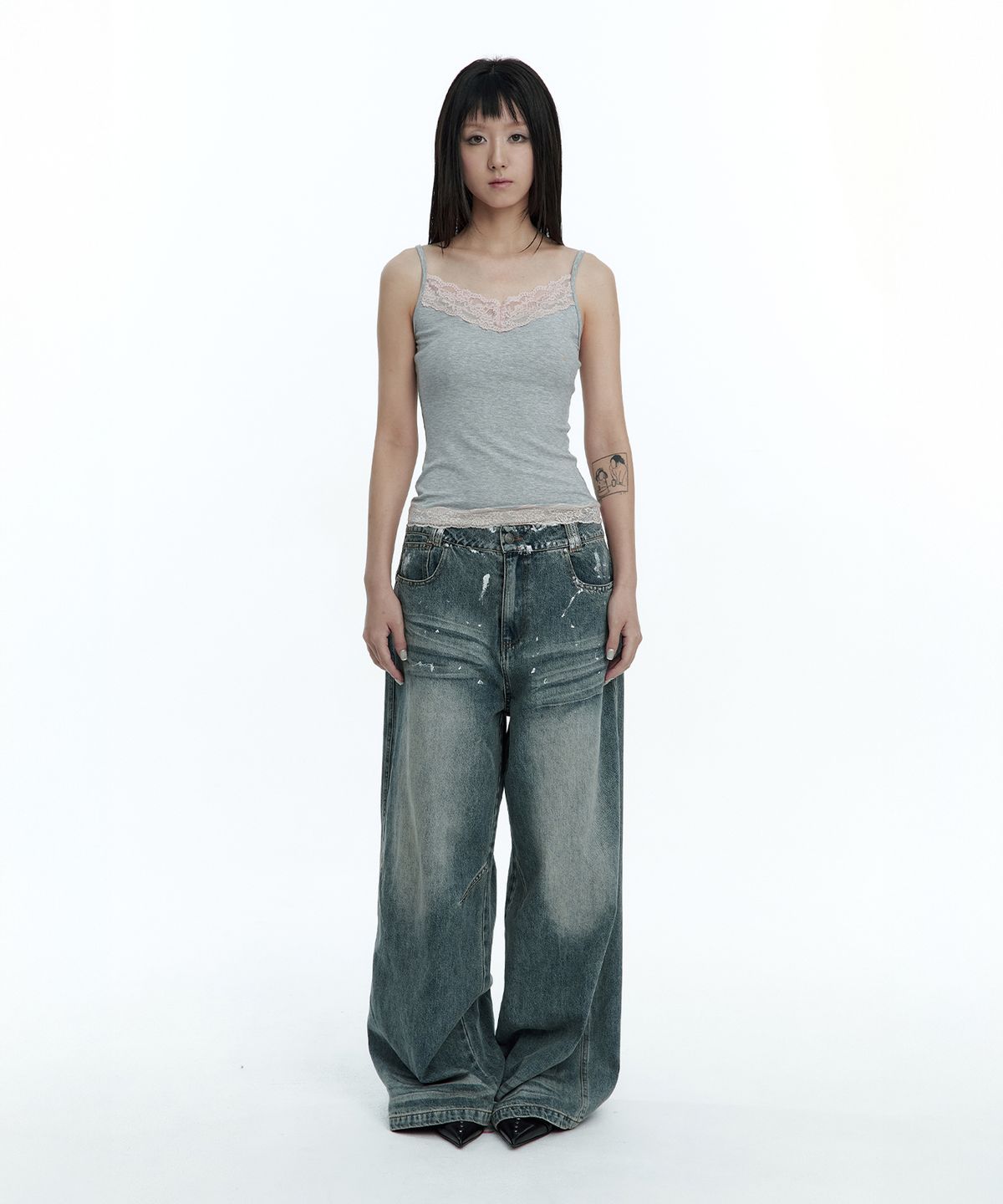 러프넥(ROUGHNECK) Soft Lace Sleeveless Gray