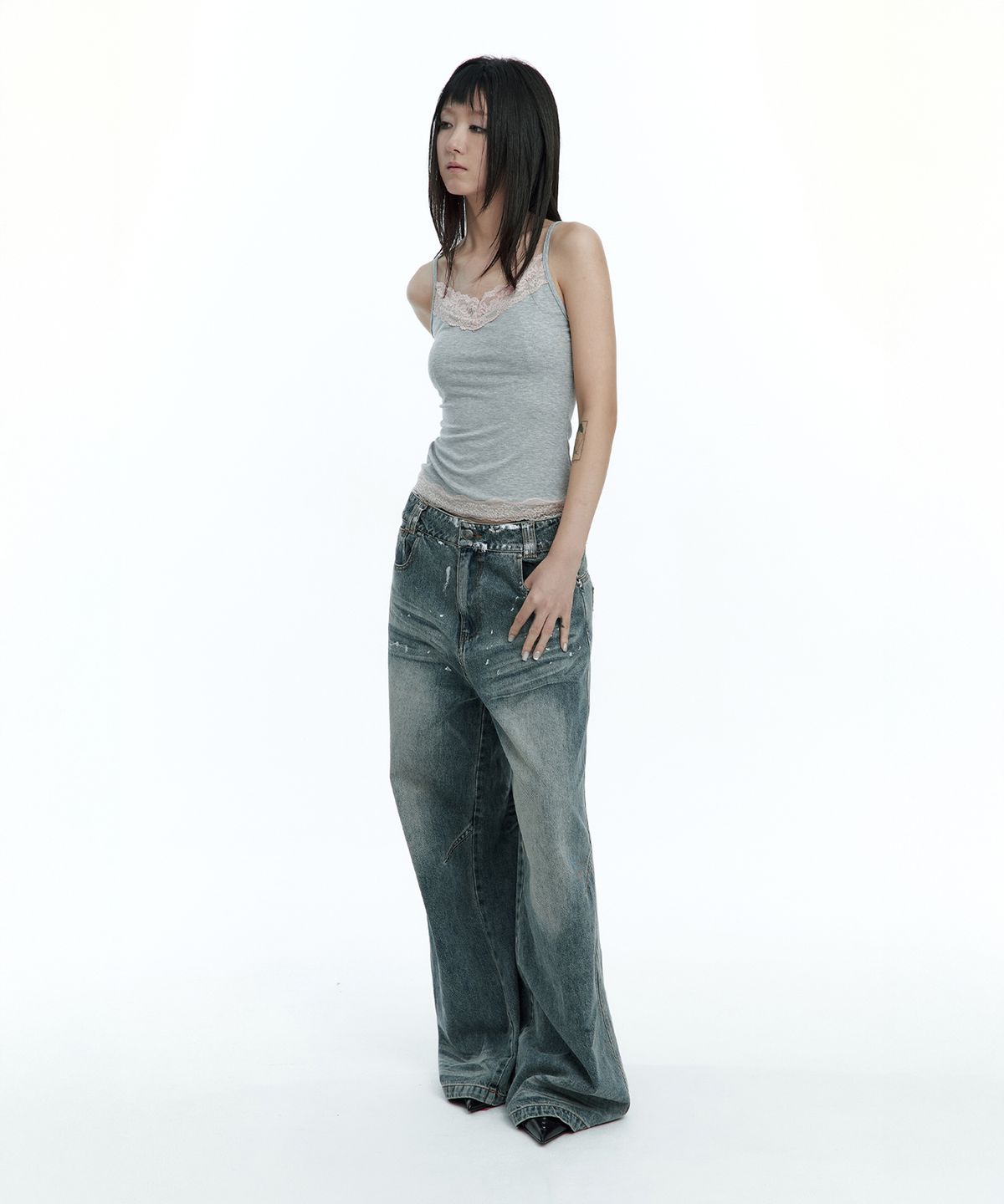러프넥(ROUGHNECK) Soft Lace Sleeveless Gray