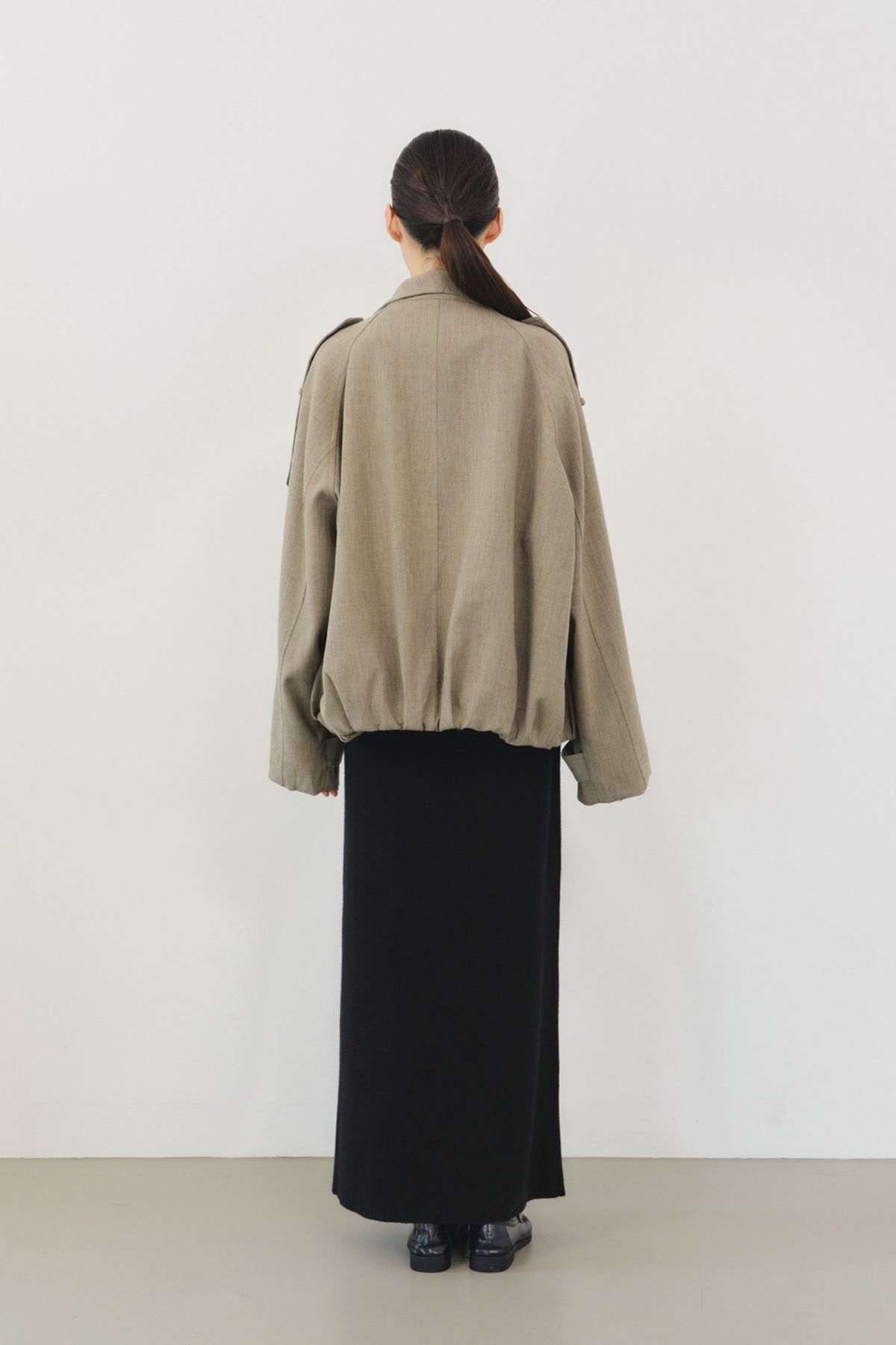 쿠메(KUMÉ) Wool Blend Double-Breasted Short Trench Coat,  Beige