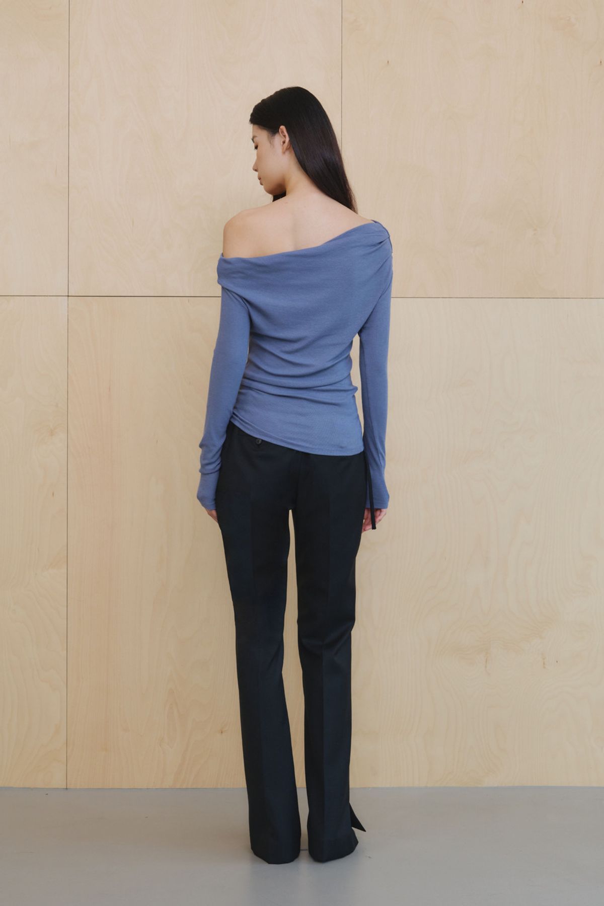 쿠메(KUMÉ) Belted Slit-Hem Wool Blend Pants, Black