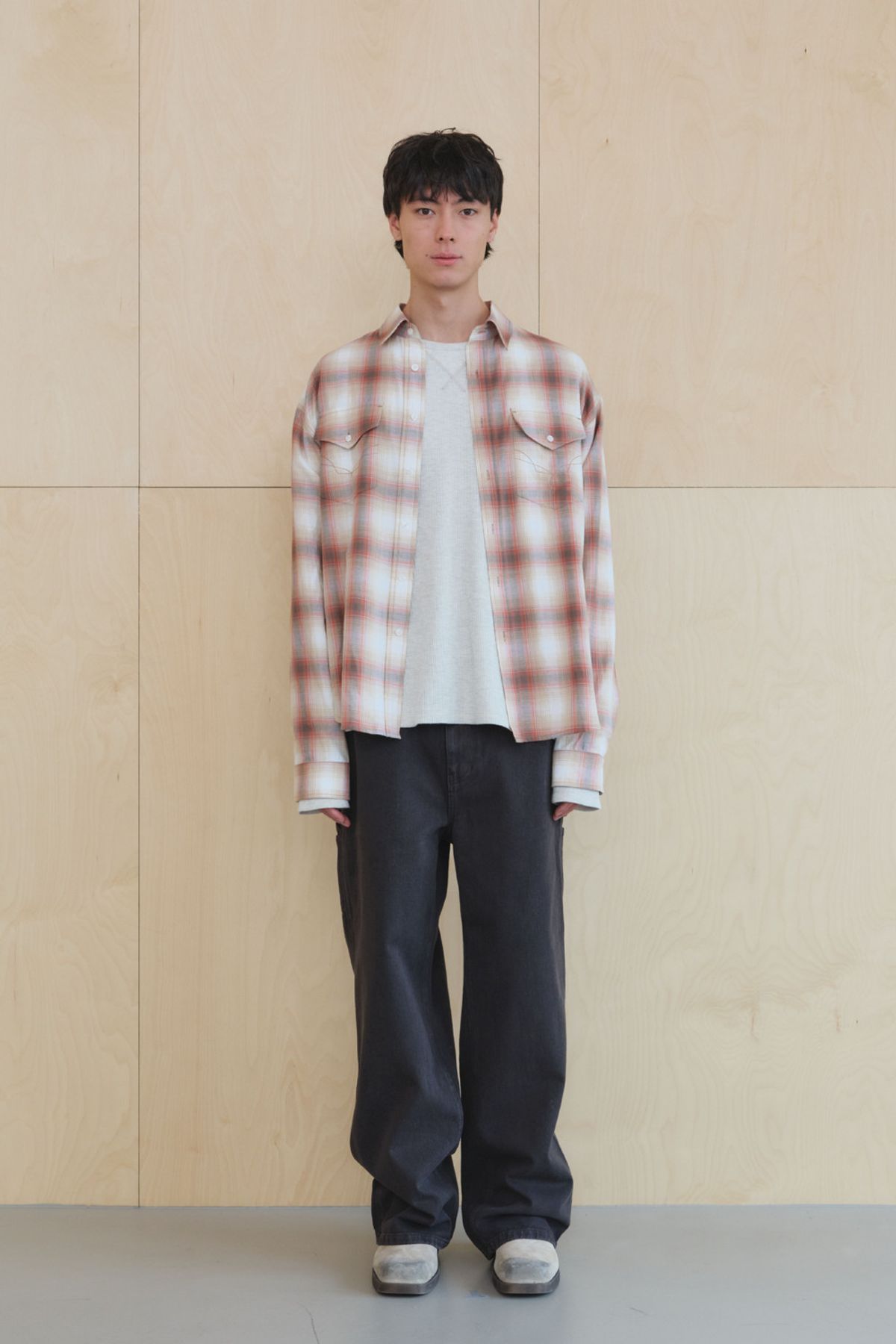 쿠메(KUMÉ) Men Cotton Checked Shirt with Embroidered Pocket, Red