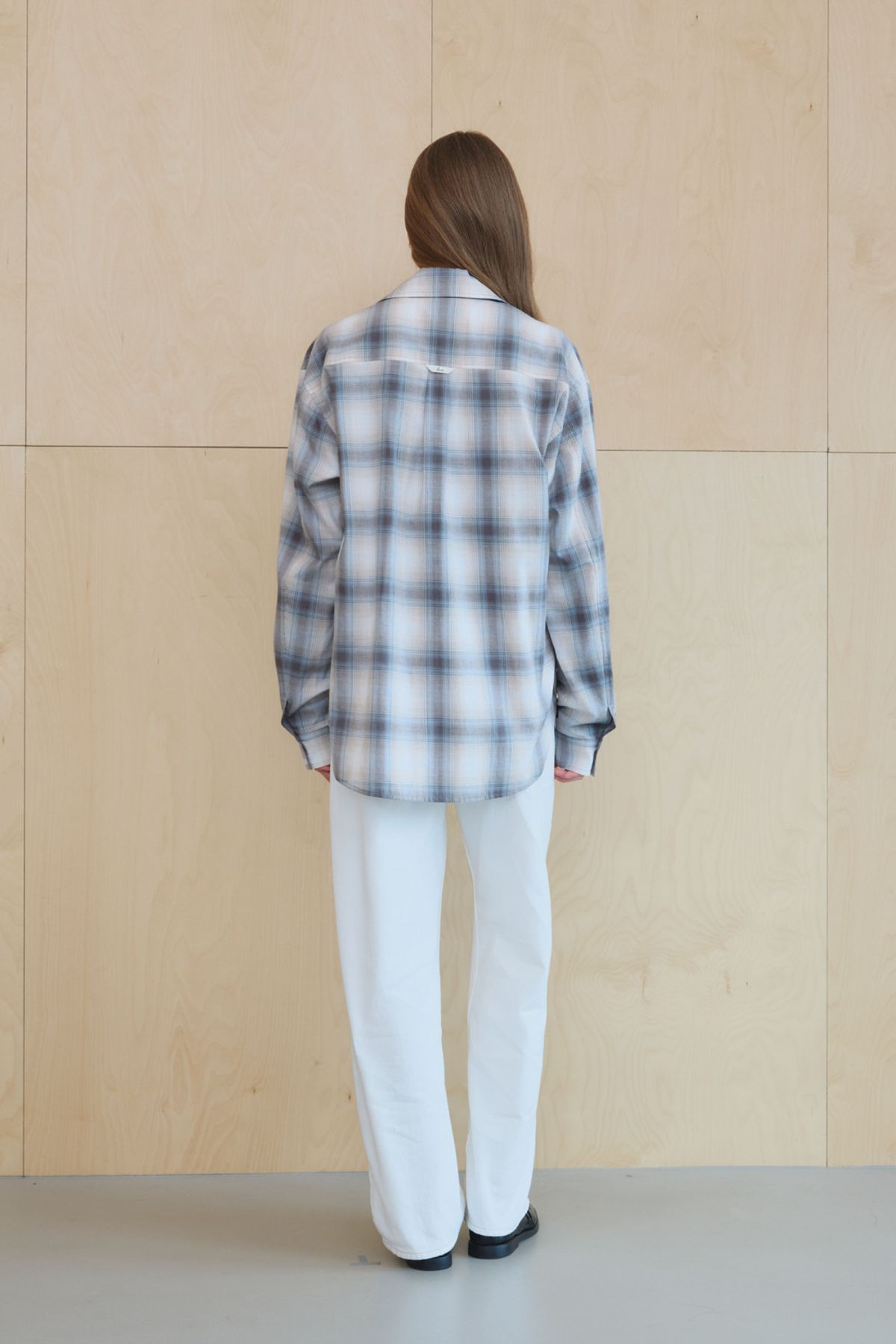 쿠메(KUMÉ) Cotton Checked Shirt with Embroidered Pocket, Blue
