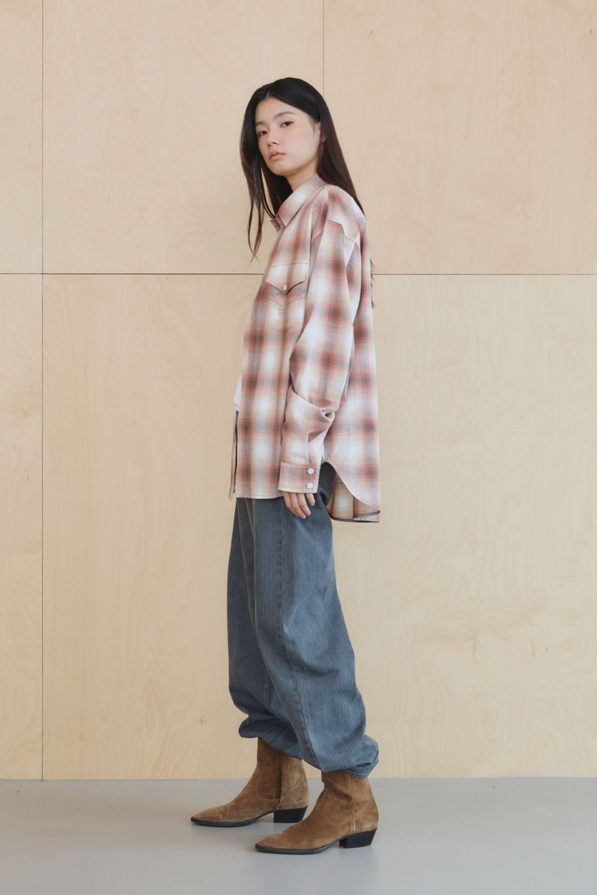 쿠메(KUMÉ) Cotton Checked Shirt with Embroidered Pocket, Red