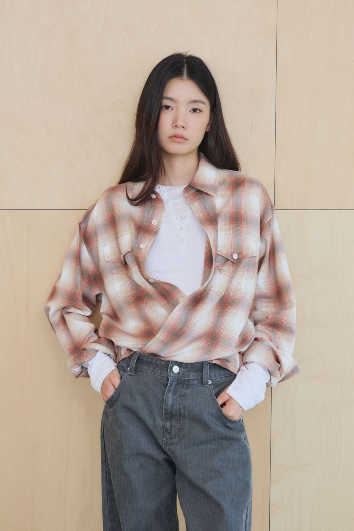 쿠메(KUMÉ) Cotton Checked Shirt with Embroidered Pocket, Red