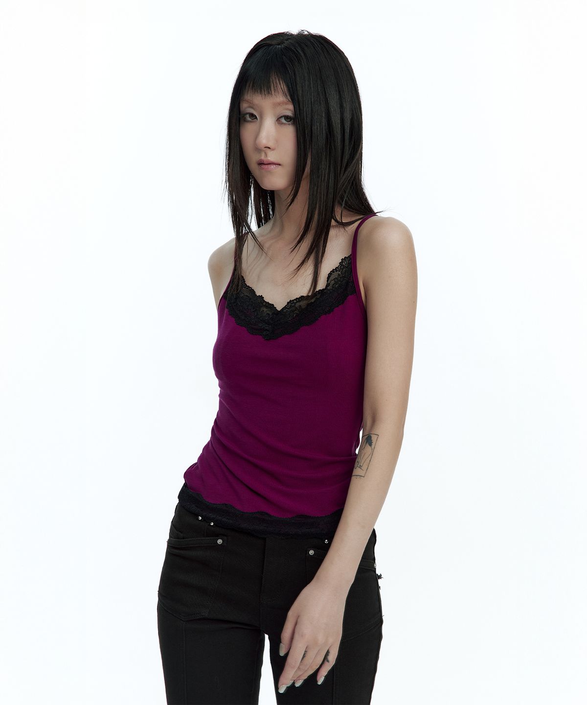 러프넥(ROUGHNECK) Soft Lace Sleeveless Plum