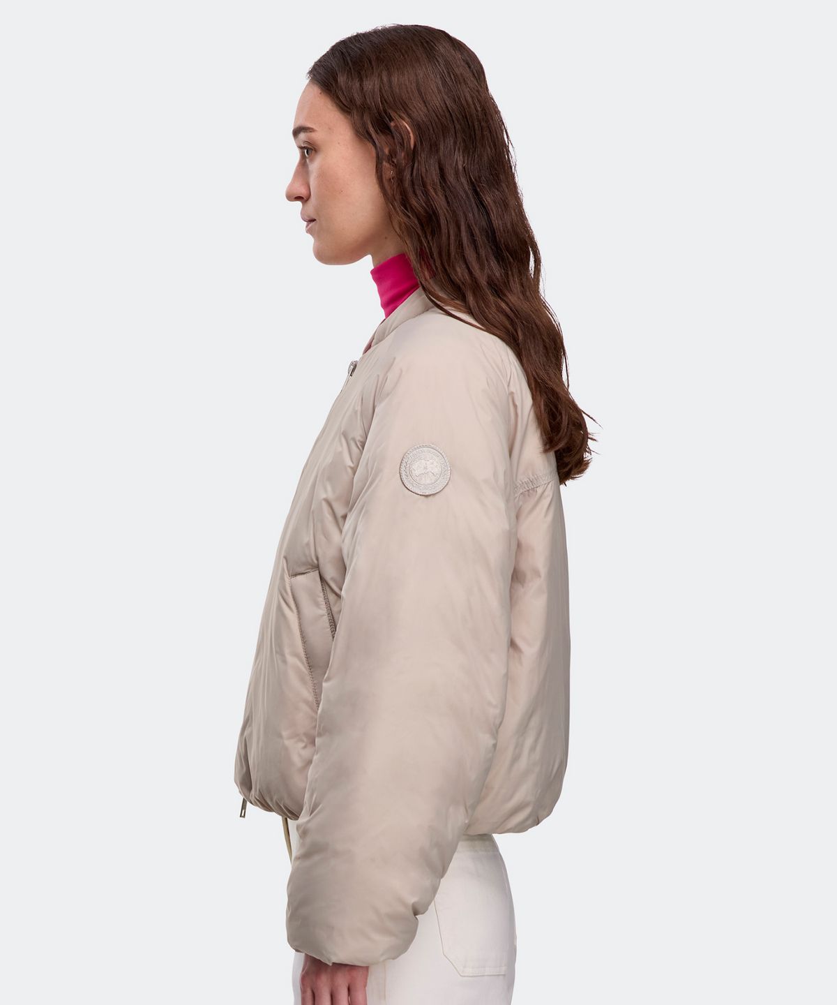 캐나다구스(CANADAGOOSE) 여성 엘바 봄버(라떼)_Q256AWUT03LTB