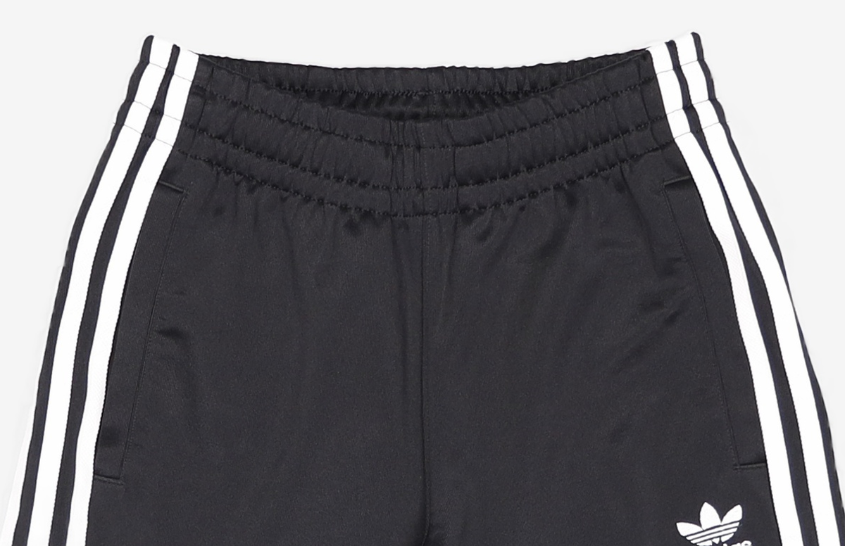 아디다스(ADIDAS) AC 숏 팬츠 - 블랙 / DN8027 XS