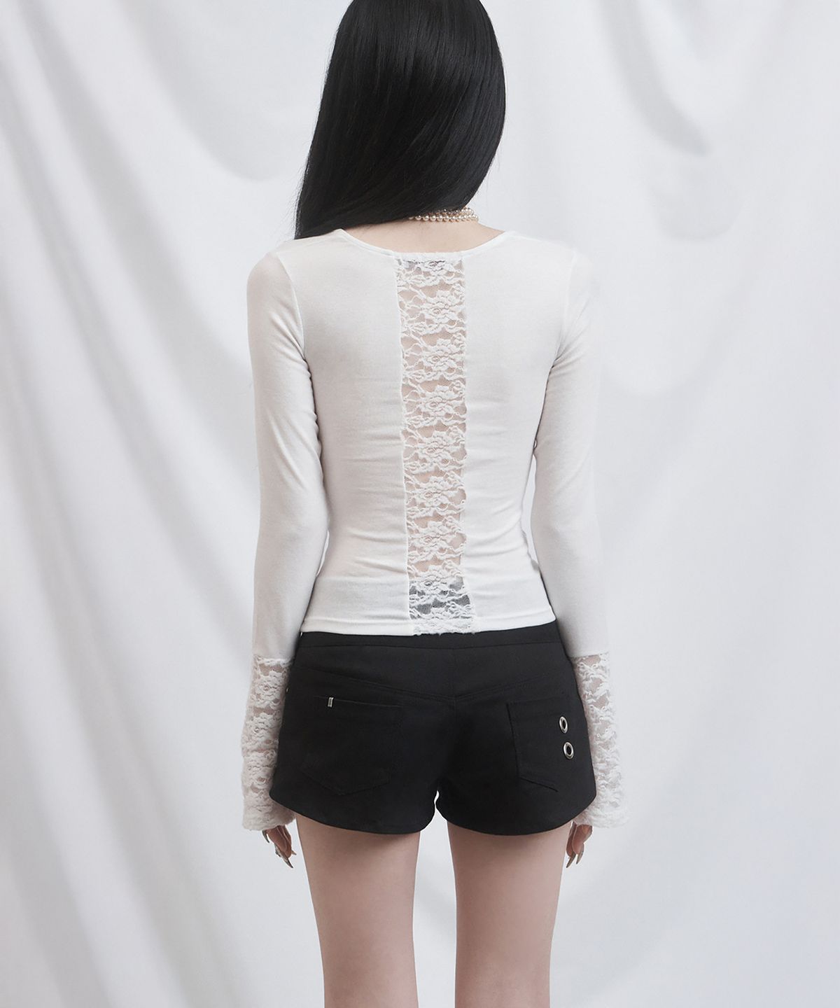 쇠아(SØAR) Race Godic rayer top (WHITE)