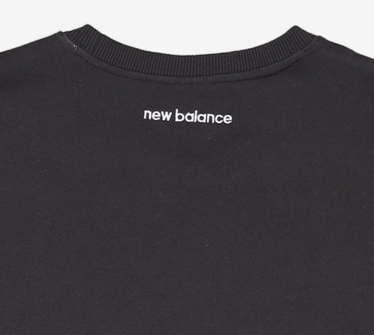 뉴발란스(NEW BALANCE) 맨투맨/스웨트셔츠 105