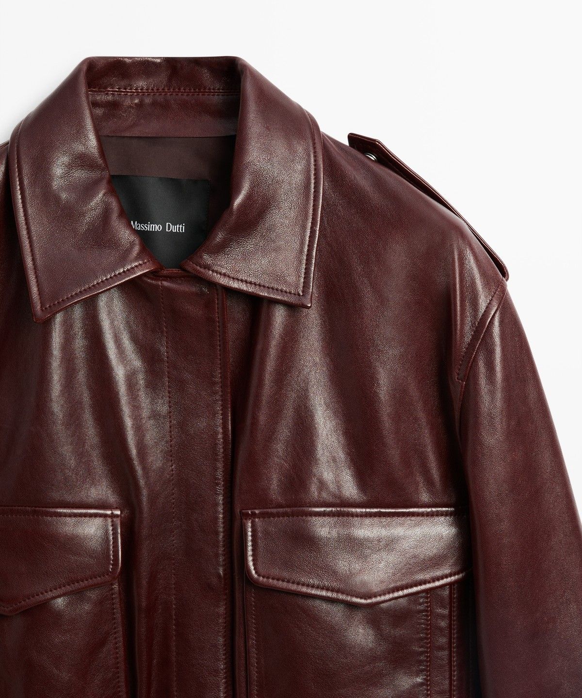 마시모두띠(MASSIMO DUTTI) 포켓 디테일 나파 가죽 자켓