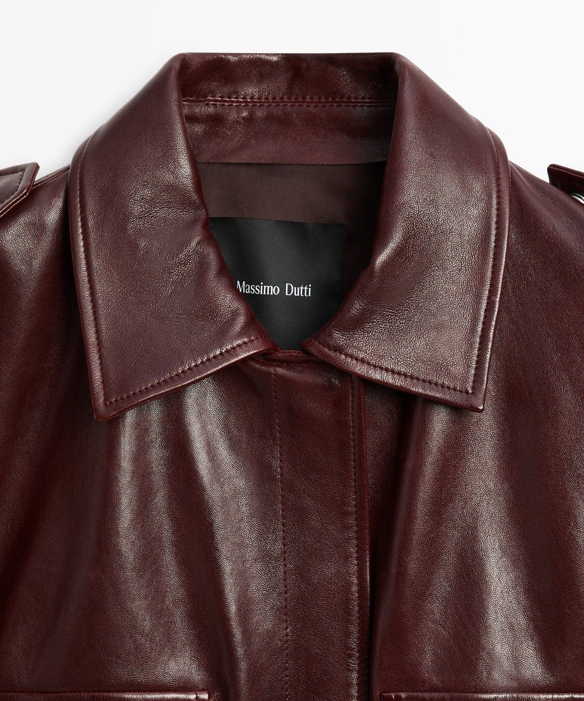 마시모두띠(MASSIMO DUTTI) 포켓 디테일 나파 가죽 자켓