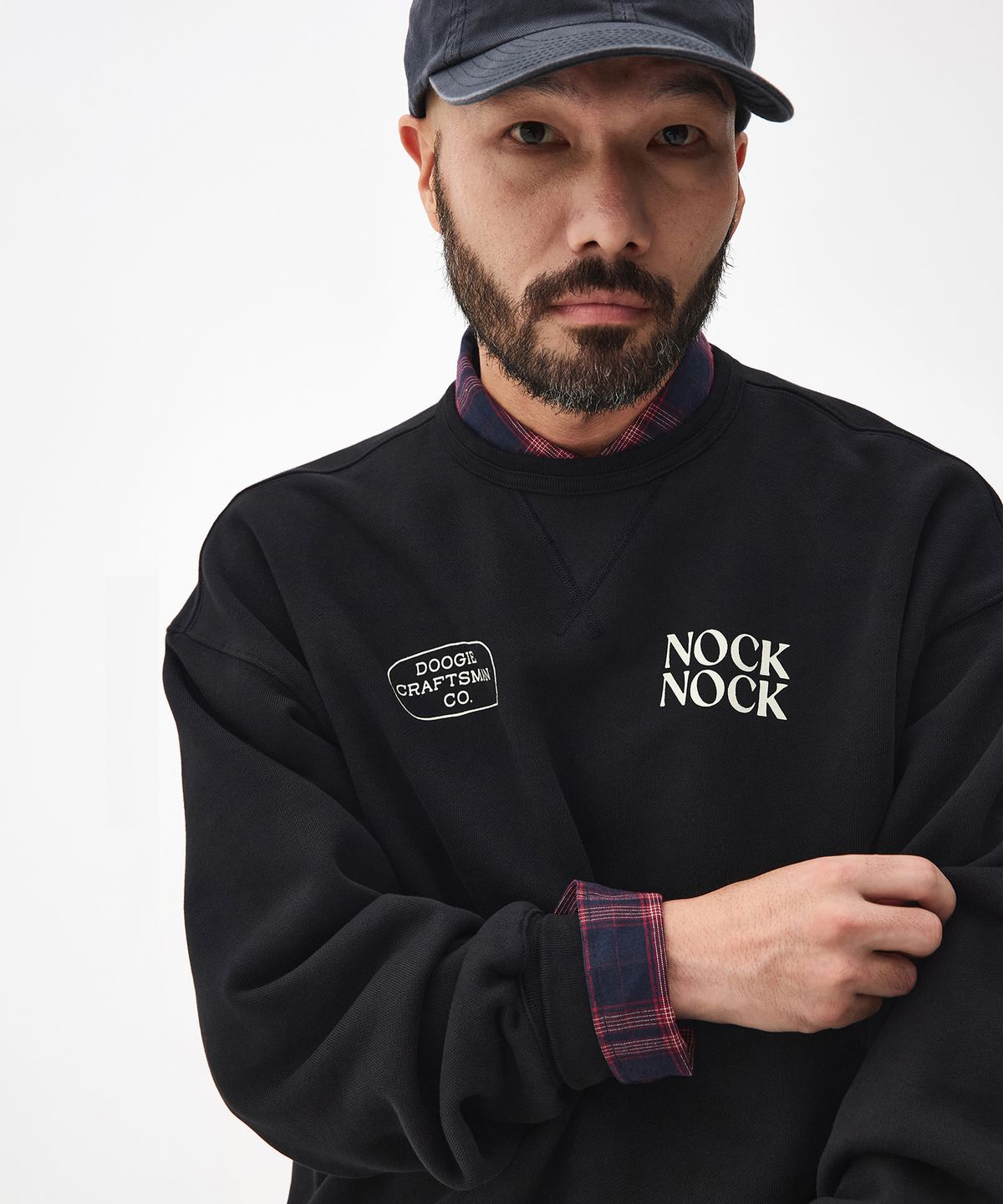 두기스 서플라이 컴퍼니(DOOGIES SUPPLY CO) Classic Sweatshirt _ NockNock