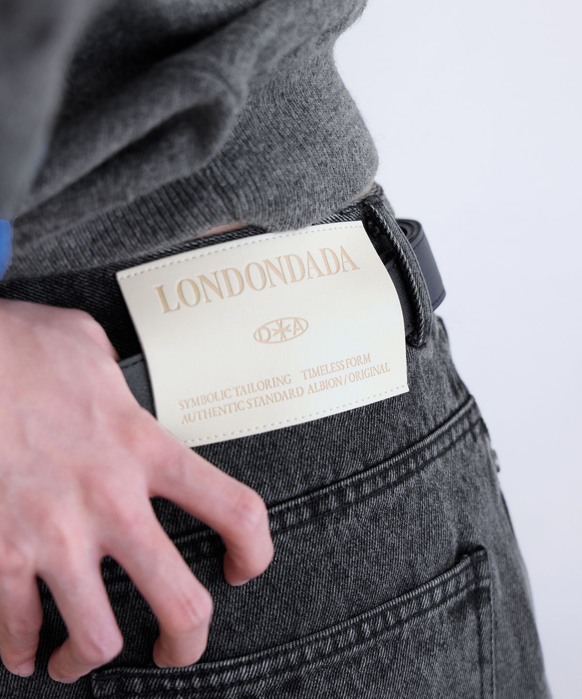런던다다(LONDONDADA) Essential Straight Jeans, CHARCOAL GREY