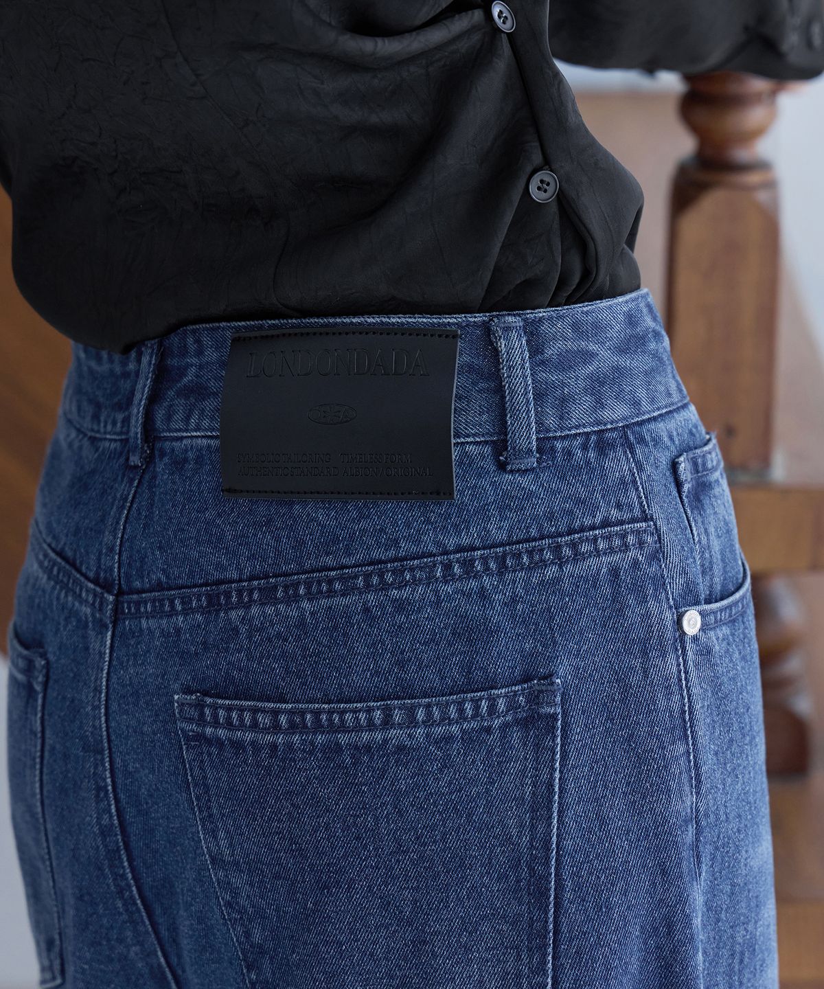 런던다다(LONDONDADA) Cuff Relaxed Straight Jeans, BLUE