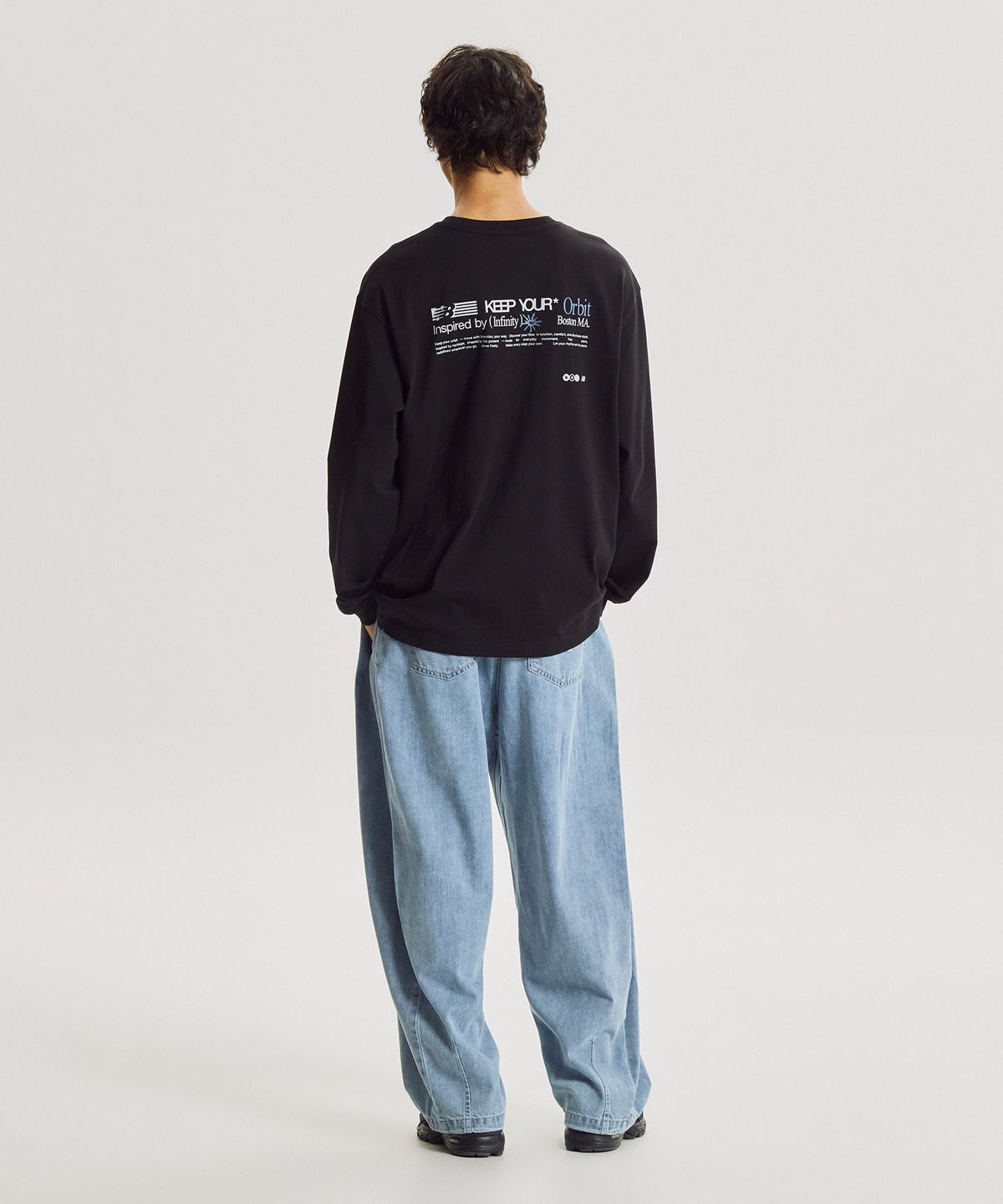 뉴발란스(NEW BALANCE) NBNTG4A013 / UNI NB 데님 사이드턱 커브드 팬츠 (L/INDIGO)