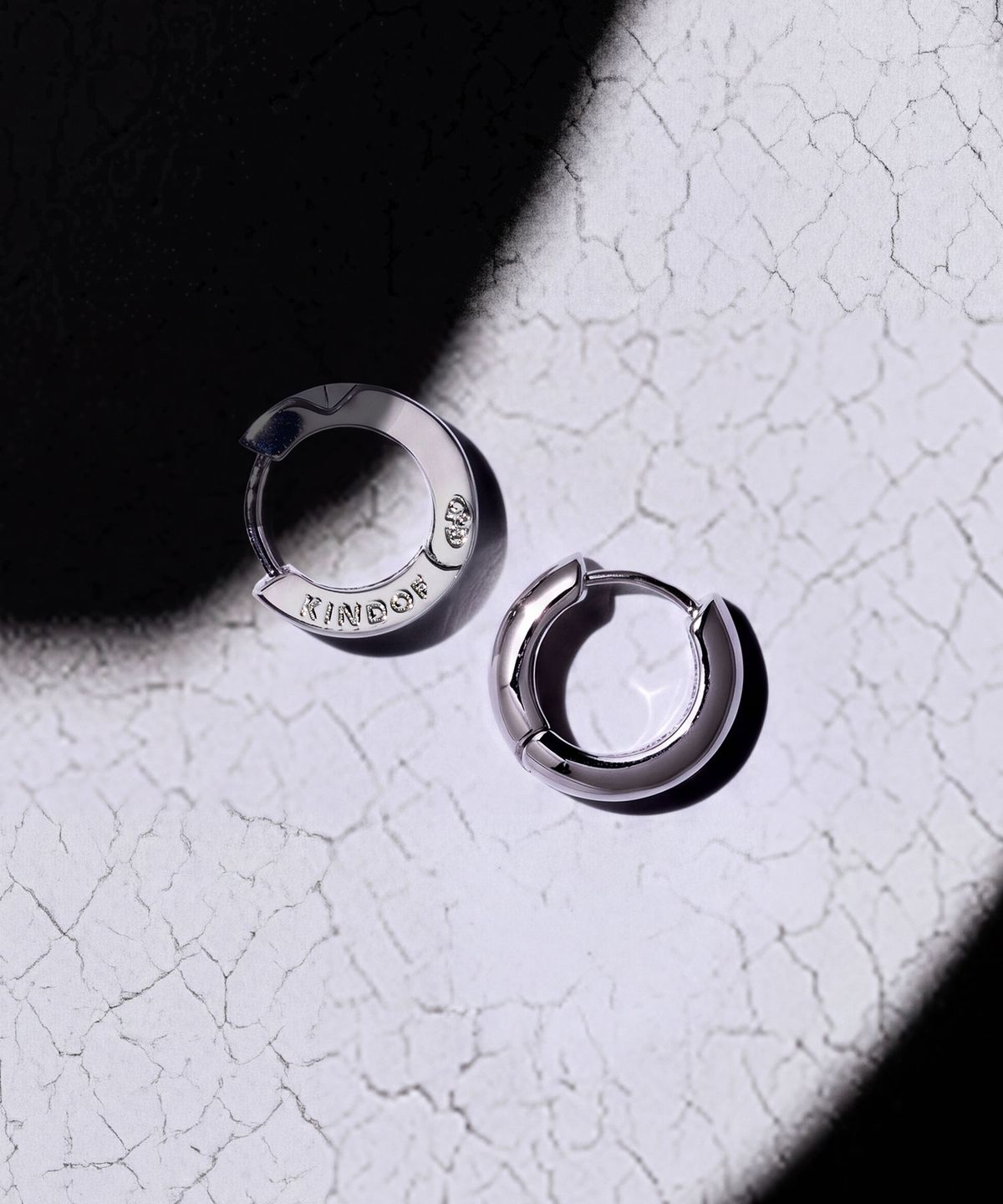 카인드오브(KINDOF) 볼드 훕 귀걸이 Bold Hoop Earrings