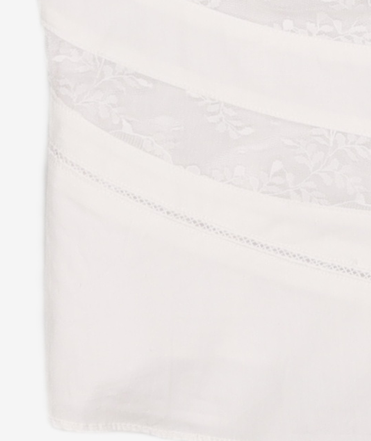 라츠유(LOTSYOU) Sassy Blouse WHITE M