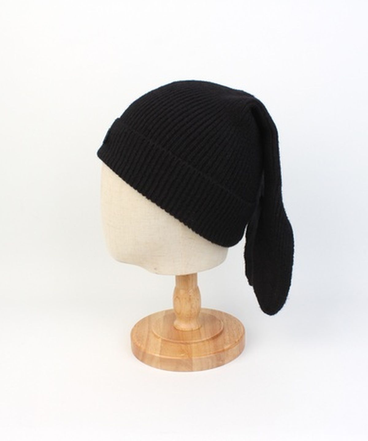 유니버셜 케미스트리(UNIVERSAL CHEMISTRY) Rabbit Short Ear Black Beanie 고양이비니