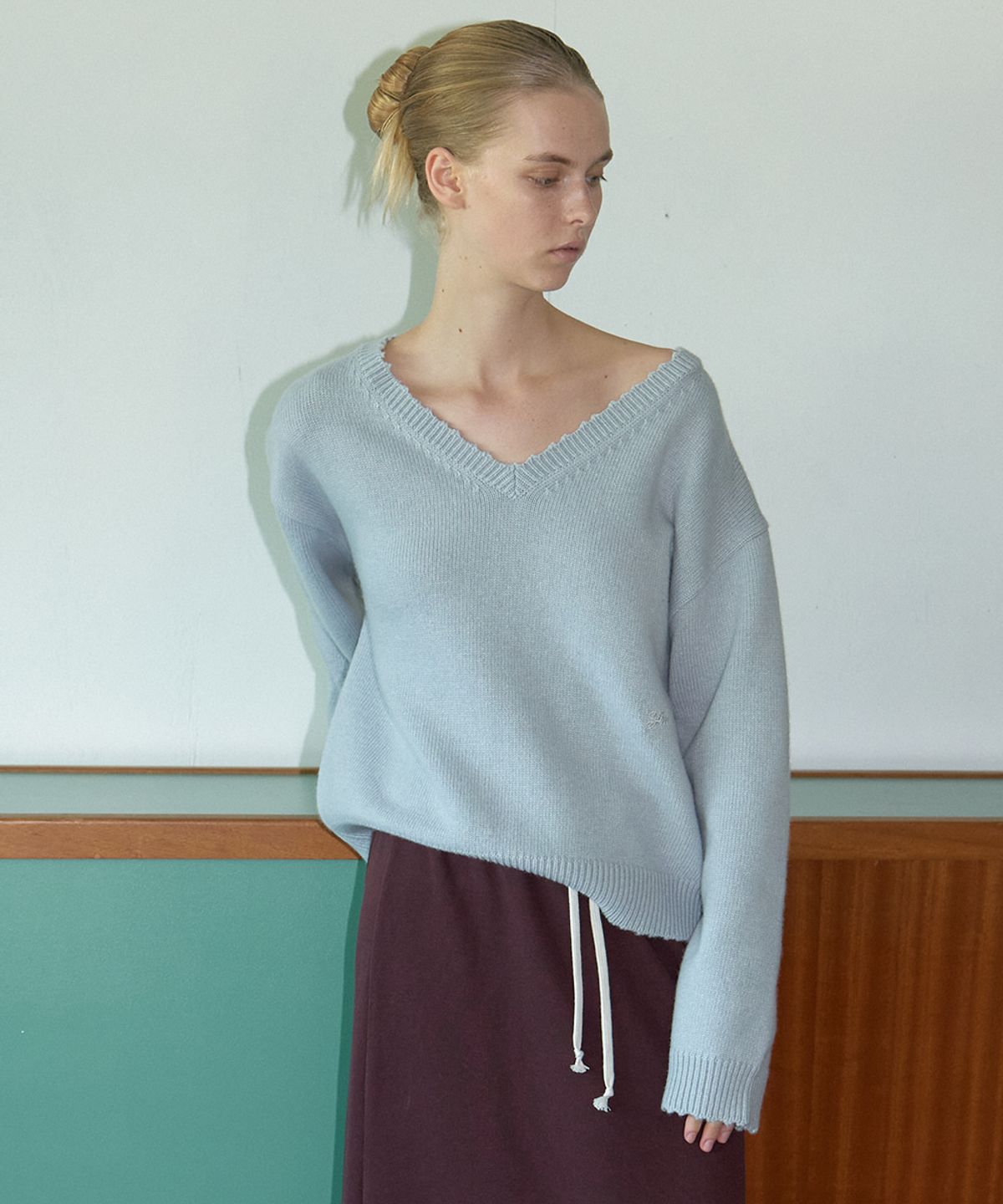 프리버07(FRIVER07) Damage v-neck wool knit [FRFA06NT13]_Sky blue