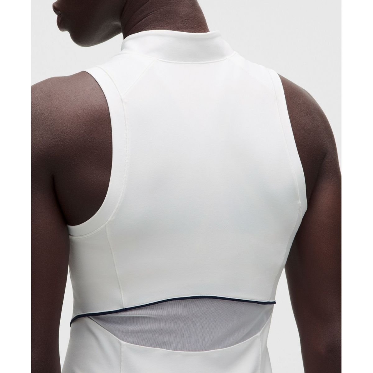 룰루레몬(LULULEMON) Nulu 모크넥 골프 드레스  WHT CLBL