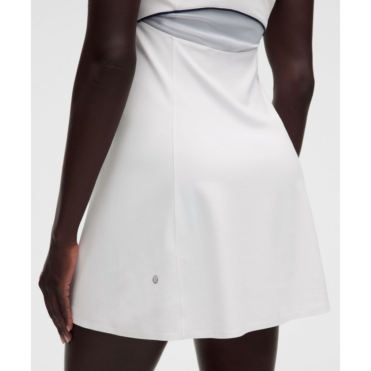 룰루레몬(LULULEMON) Nulu 모크넥 골프 드레스  WHT CLBL