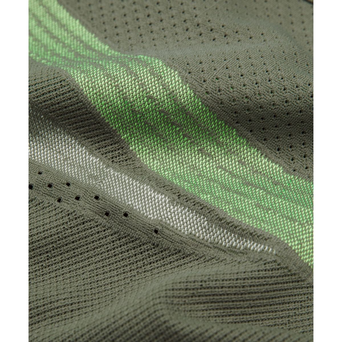 룰루레몬(LULULEMON) 패스트 앤 프리 에어플로우 러닝 탱크탑  SYEG LAYR LTIV