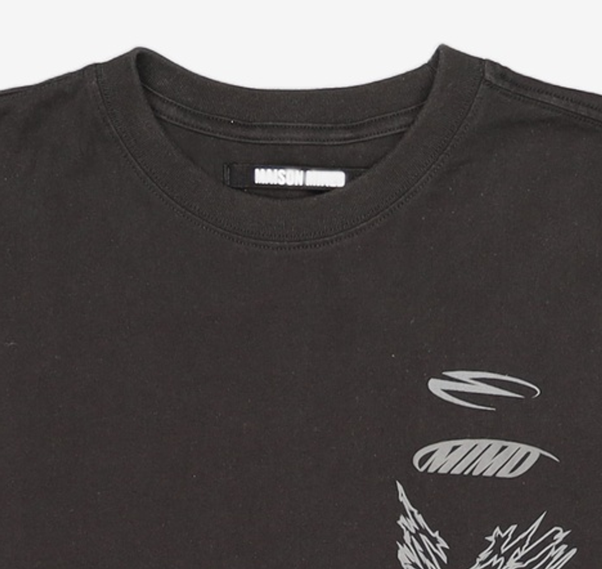 메종미네드(MAISON MINED) EMBLEM GATHER HALF T BLACK M