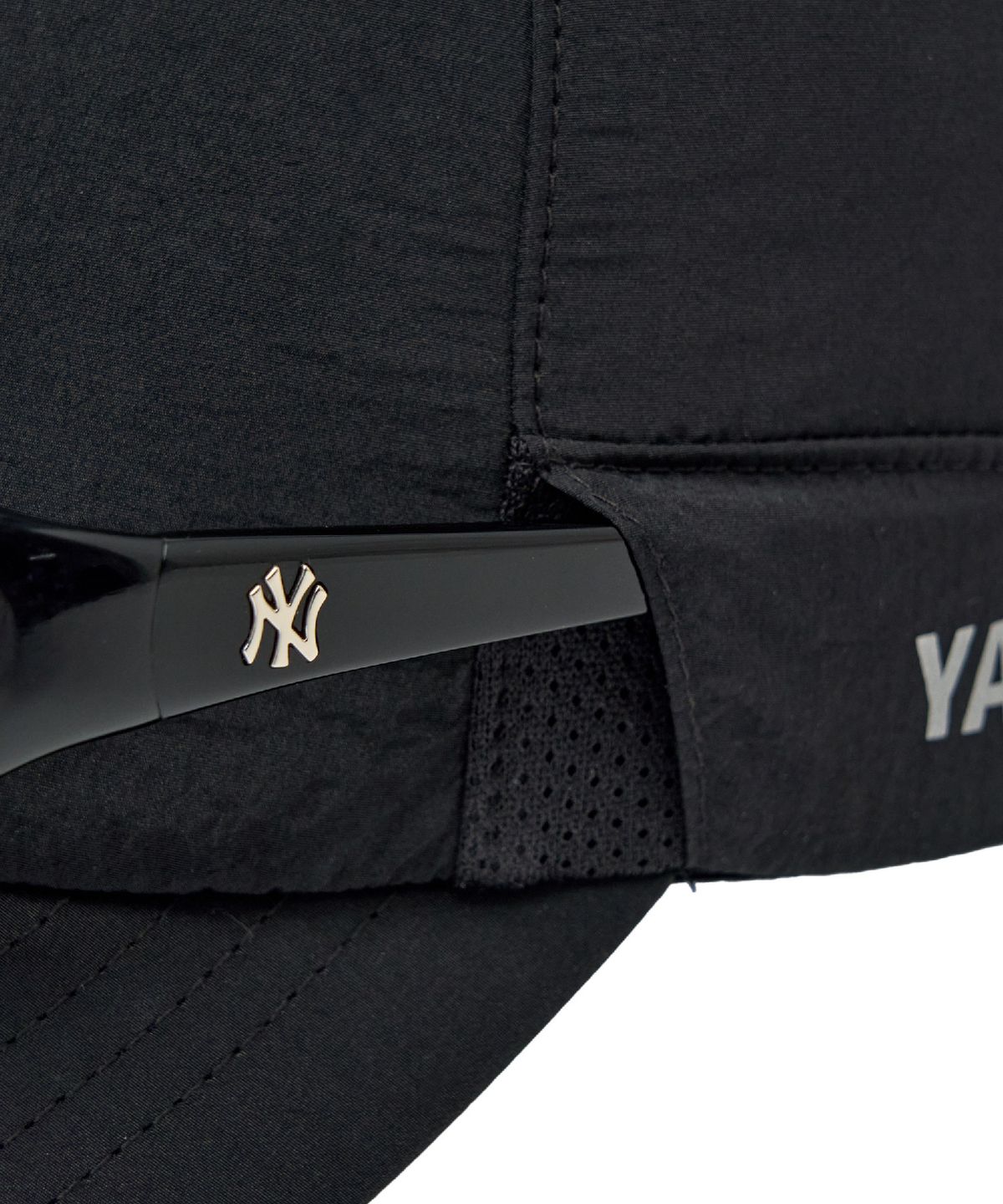 엠엘비(MLB) 베이직 스포티브 러닝 언스트럭쳐 볼캡 NY (Black)