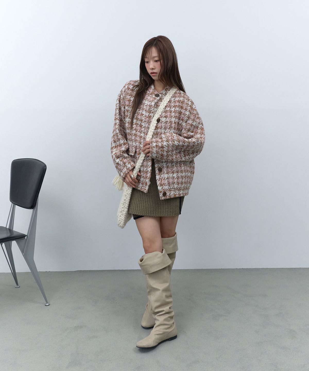 라피네아뜰리에(RAFFINE ATELIER) 트위드 보머 자켓